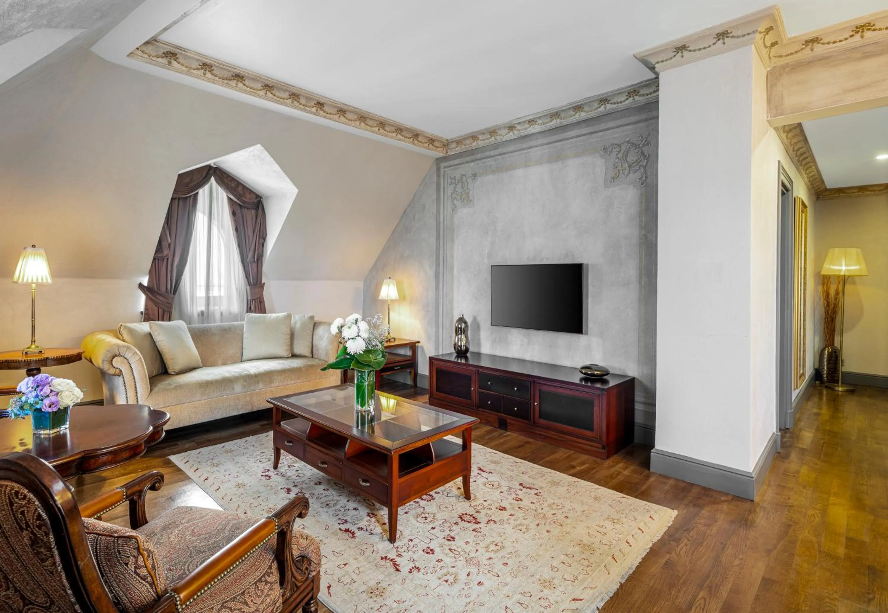 Royal Suite With Sea View in Palazzo Donizetti Hotel - Special Class