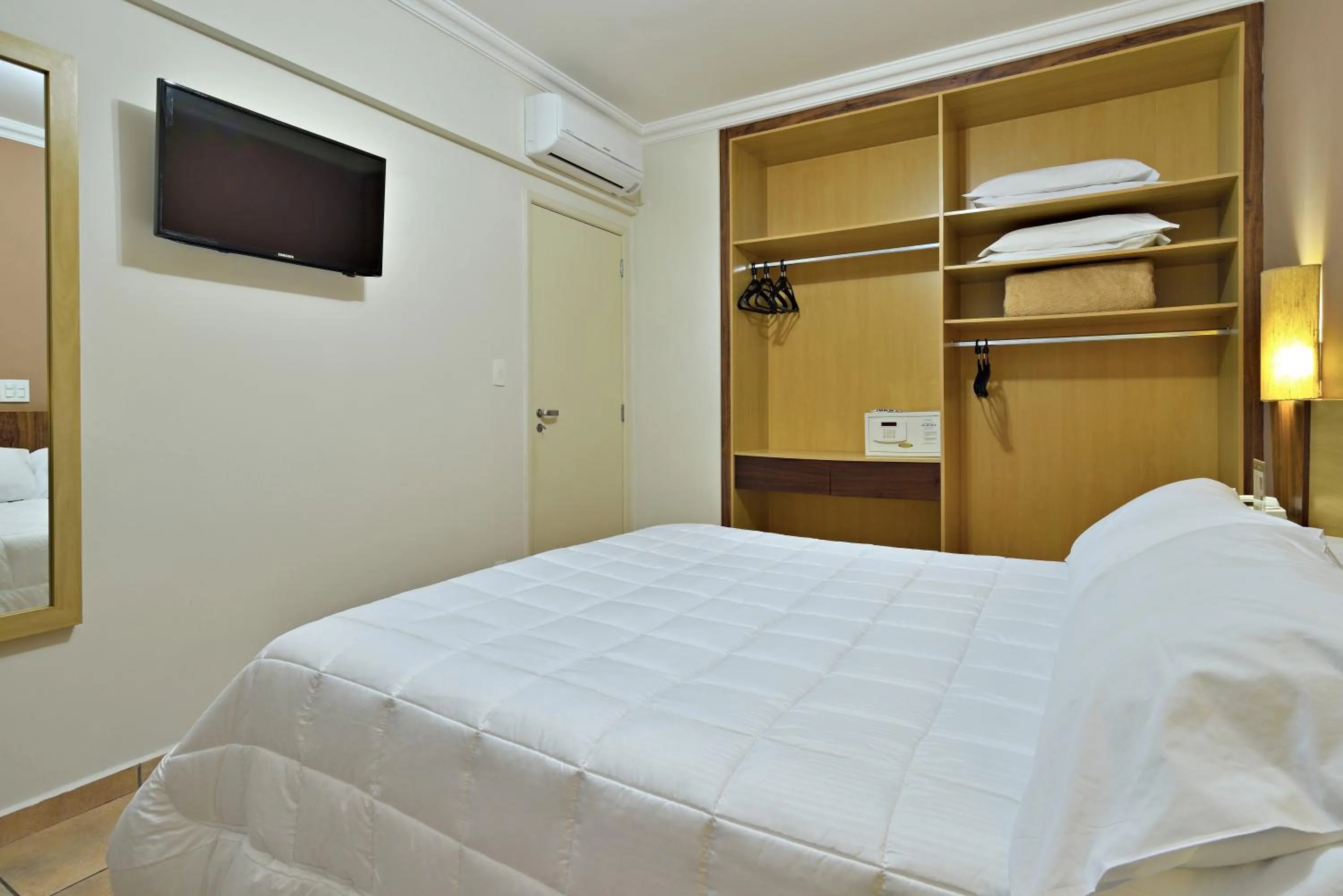 Apartment (2 Adults) - single occupancy in Plaza Inn Flat Araxá