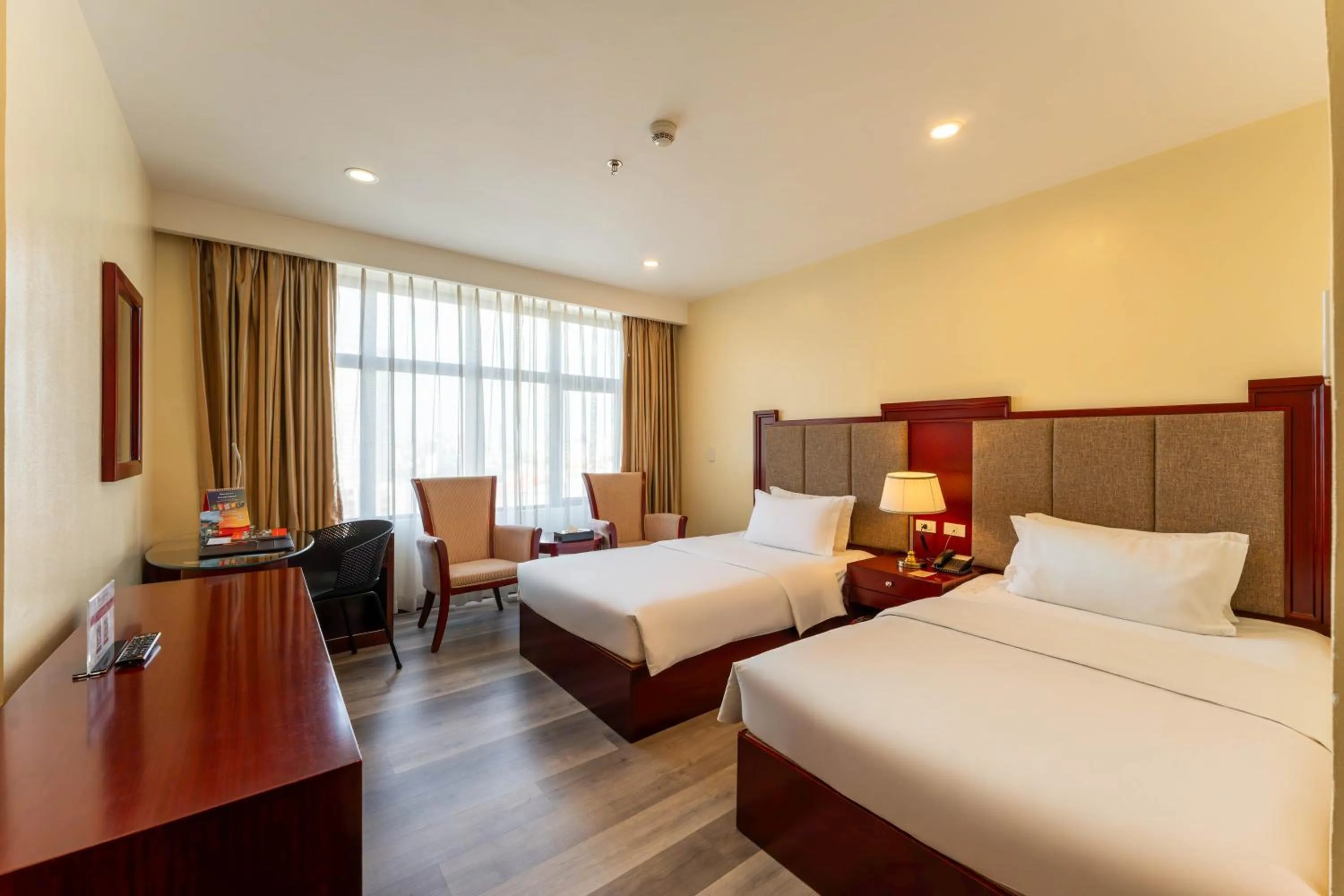 Superior Twin Room in Swiss-Belhotel Blulane