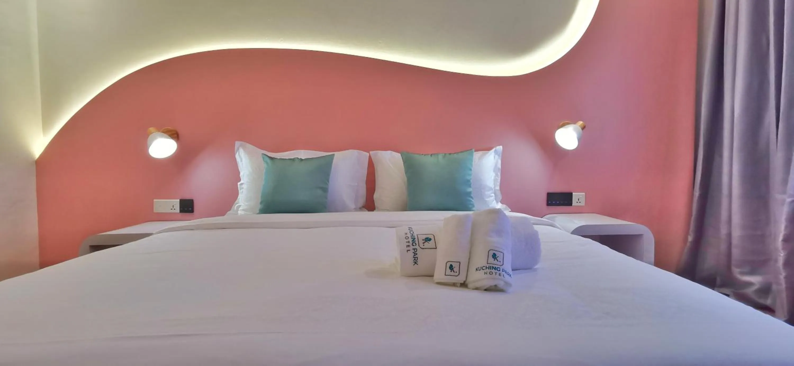 Deluxe King Room in Kuching Park Hotel