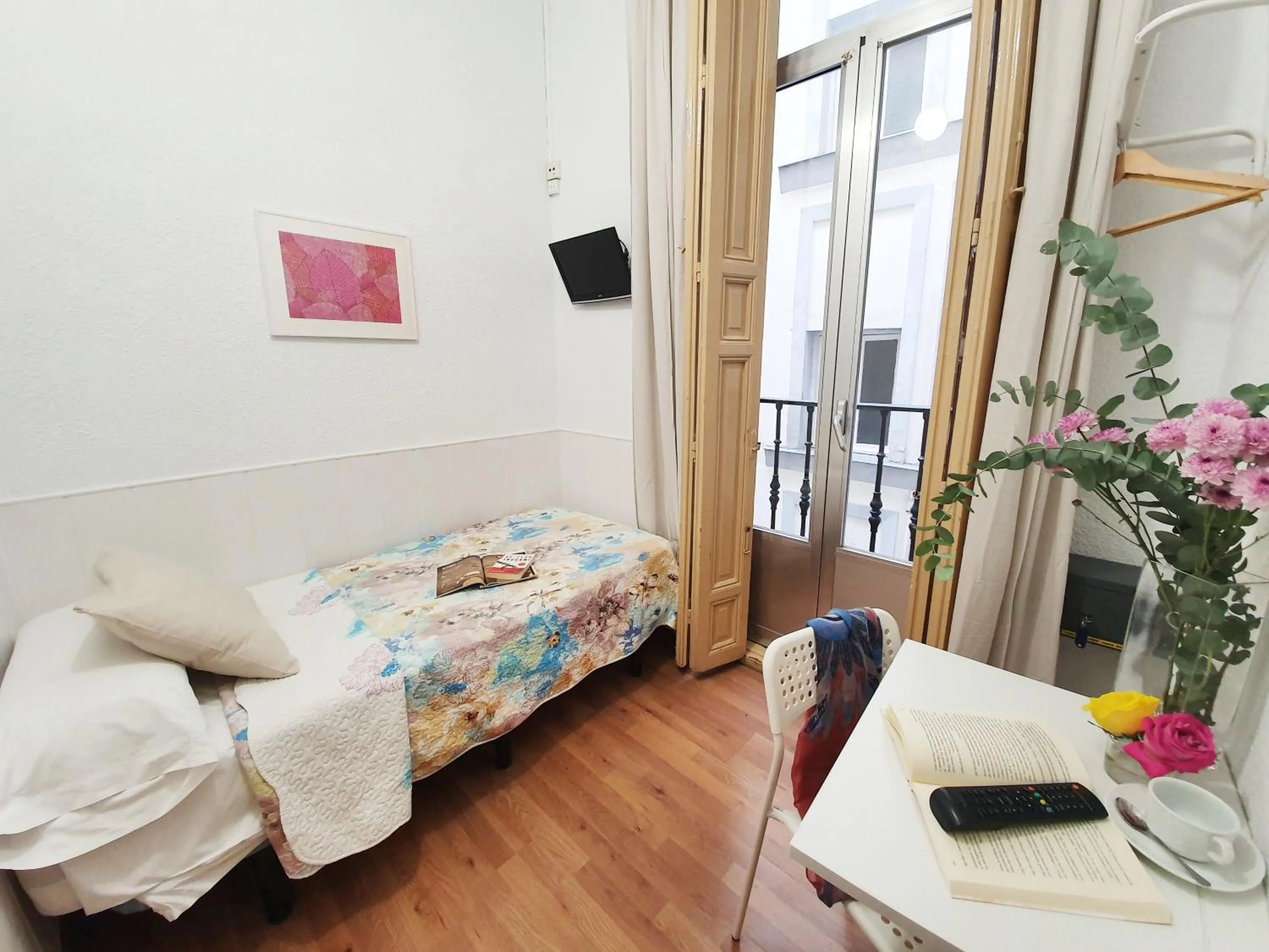 Single Room in Hostal Alicante