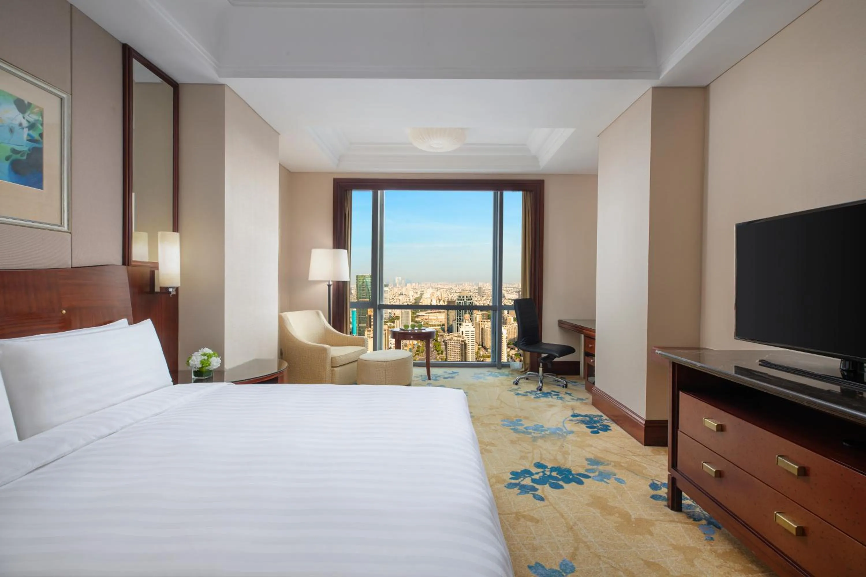 Deluxe King Room in Shangri-La Suzhou