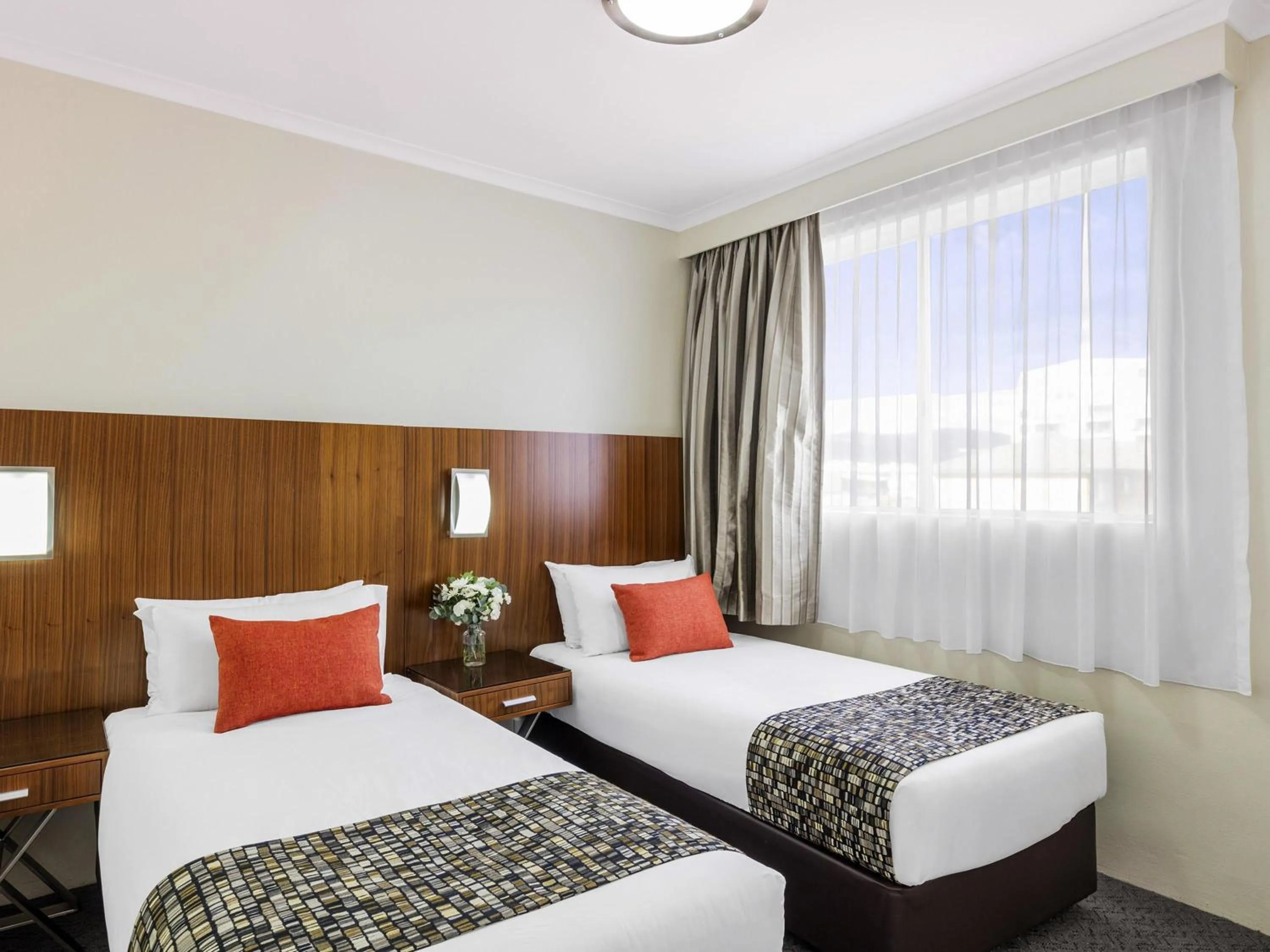 Two-Bedroom Apartment in BreakFree Queanbeyan