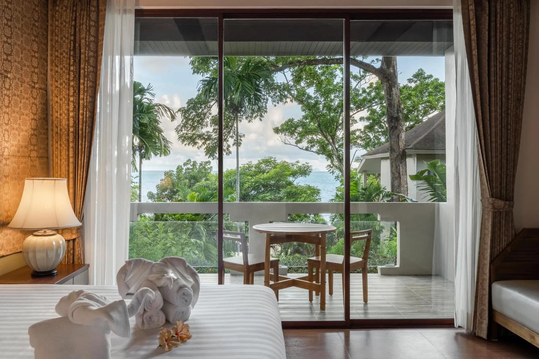 Deluxe Double Room with Sea View in Anda Lanta Resort