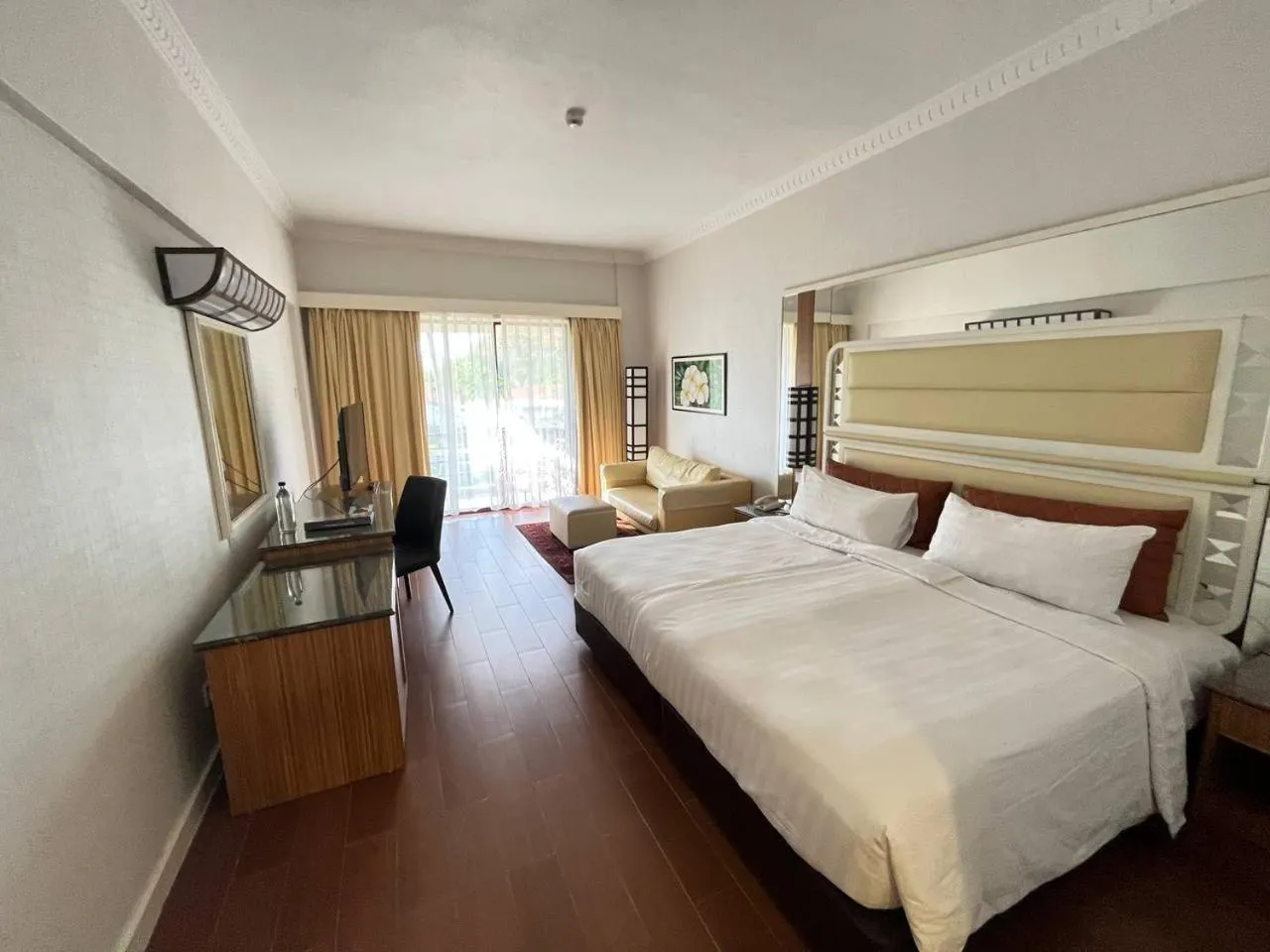 Superior King in Holiday Villa Resort & Beachclub Langkawi