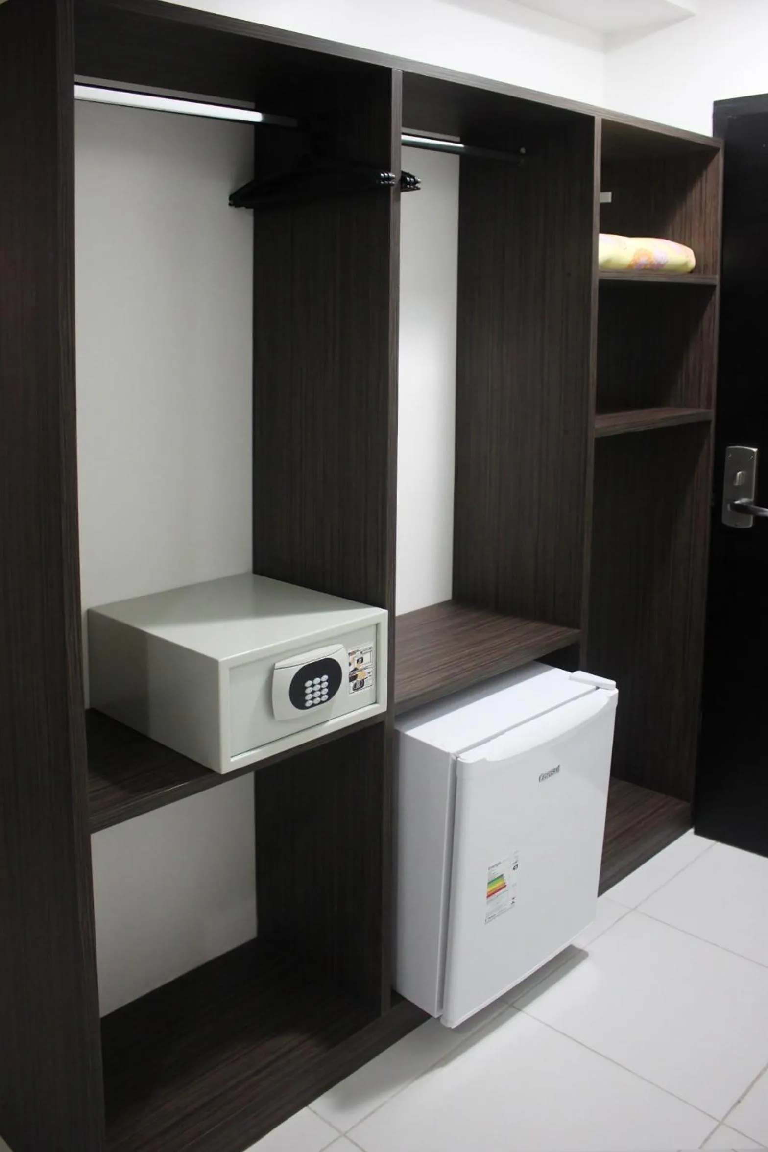 Standard Triple Room in Trópico Praia Hotel