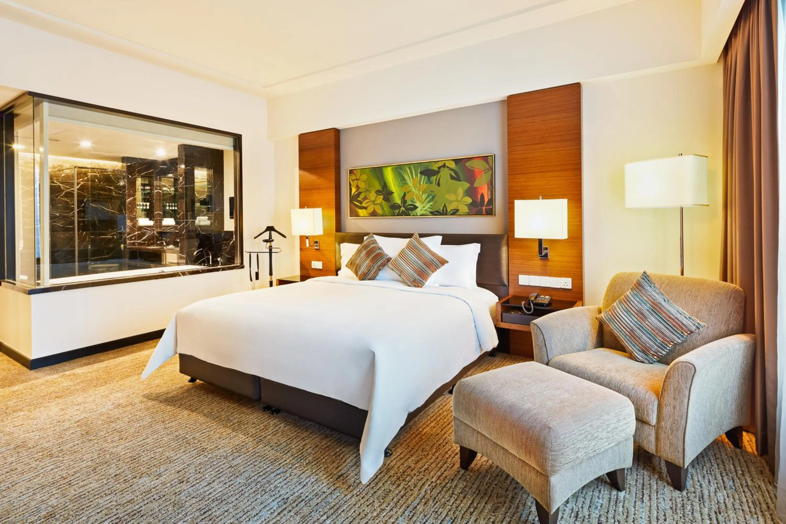 Club Deluxe King Room - Room with Breakfast in Impiana KLCC Hotel