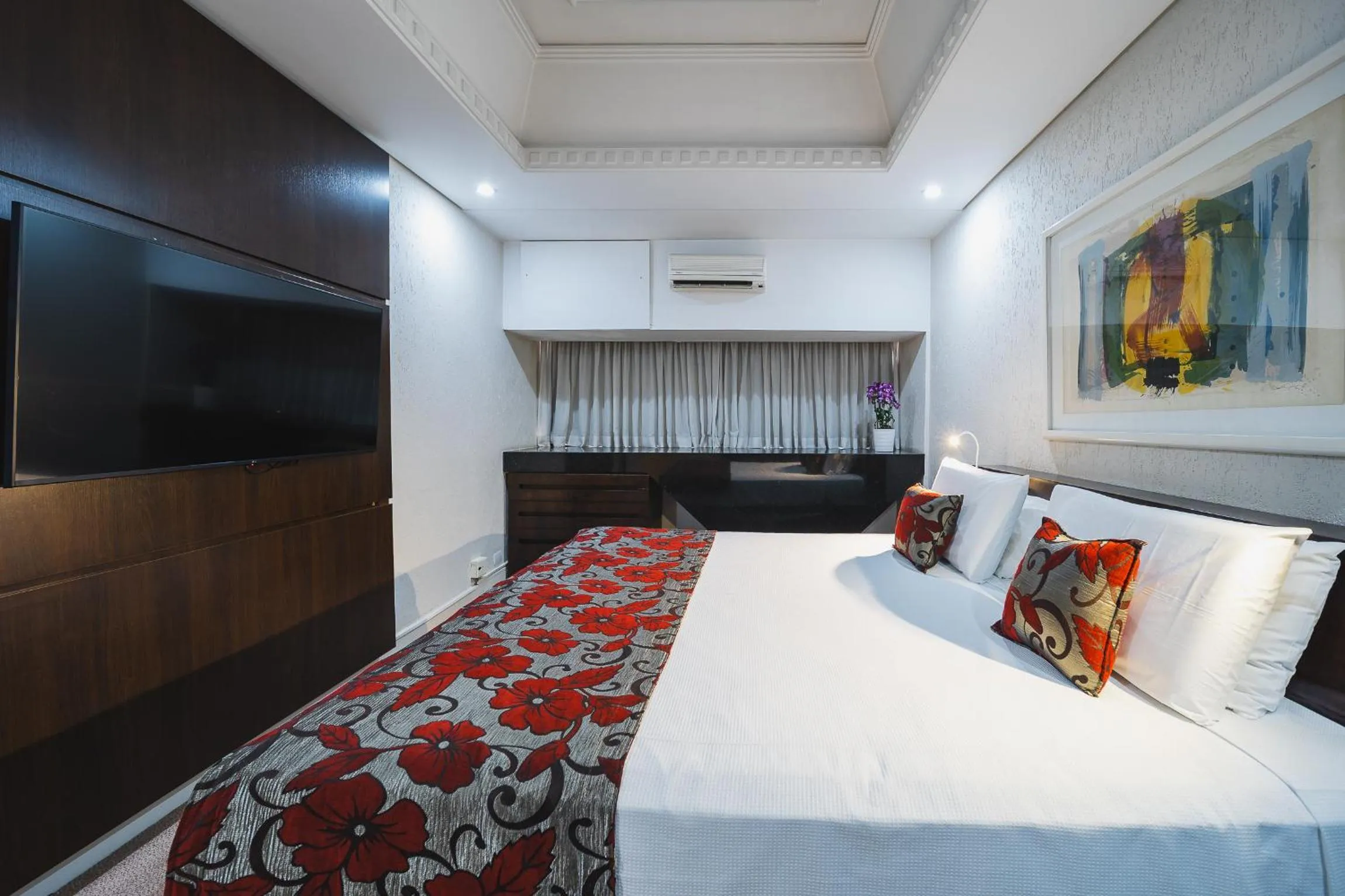 Suite in Hotel Victoria Villa Curitiba by Nacional Inn