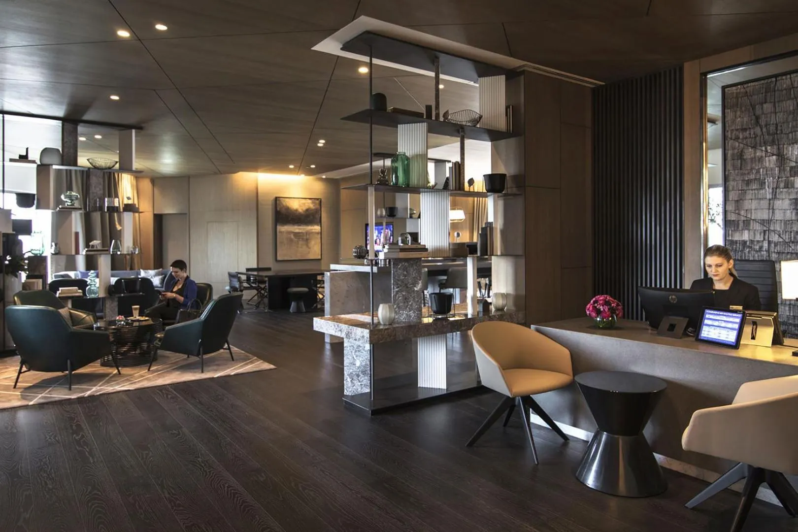 Room with Lounge Access - King Bed in Al Bandar Rotana – Dubai Creek