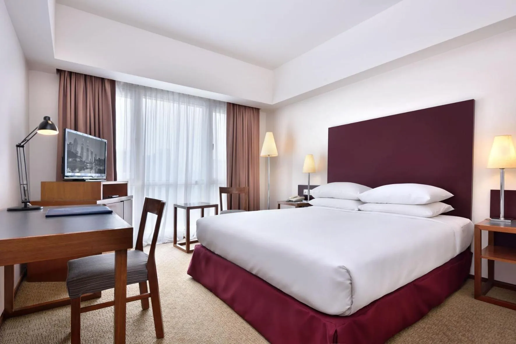 Premium Queen Room in Hotel Capitol Kuala Lumpur