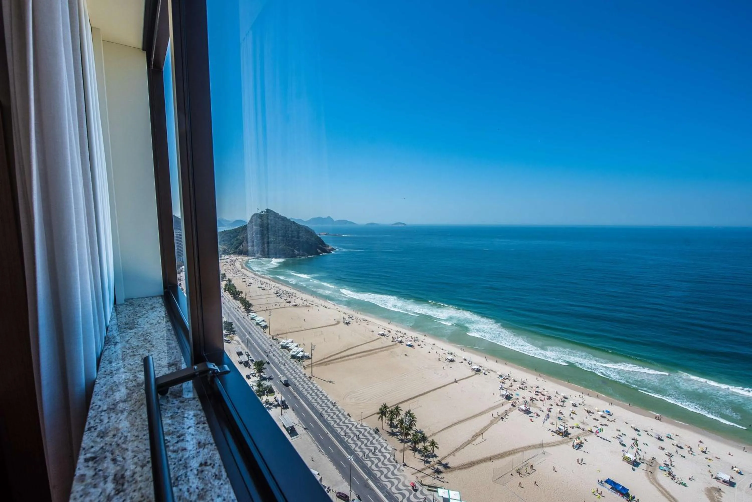 King Room with Sea View - Ocean Front  in Hilton Copacabana Rio de Janeiro