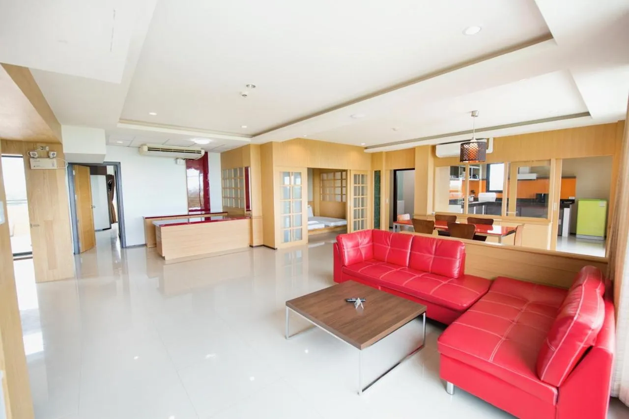 Deluxe King Studio in Paradise Resort