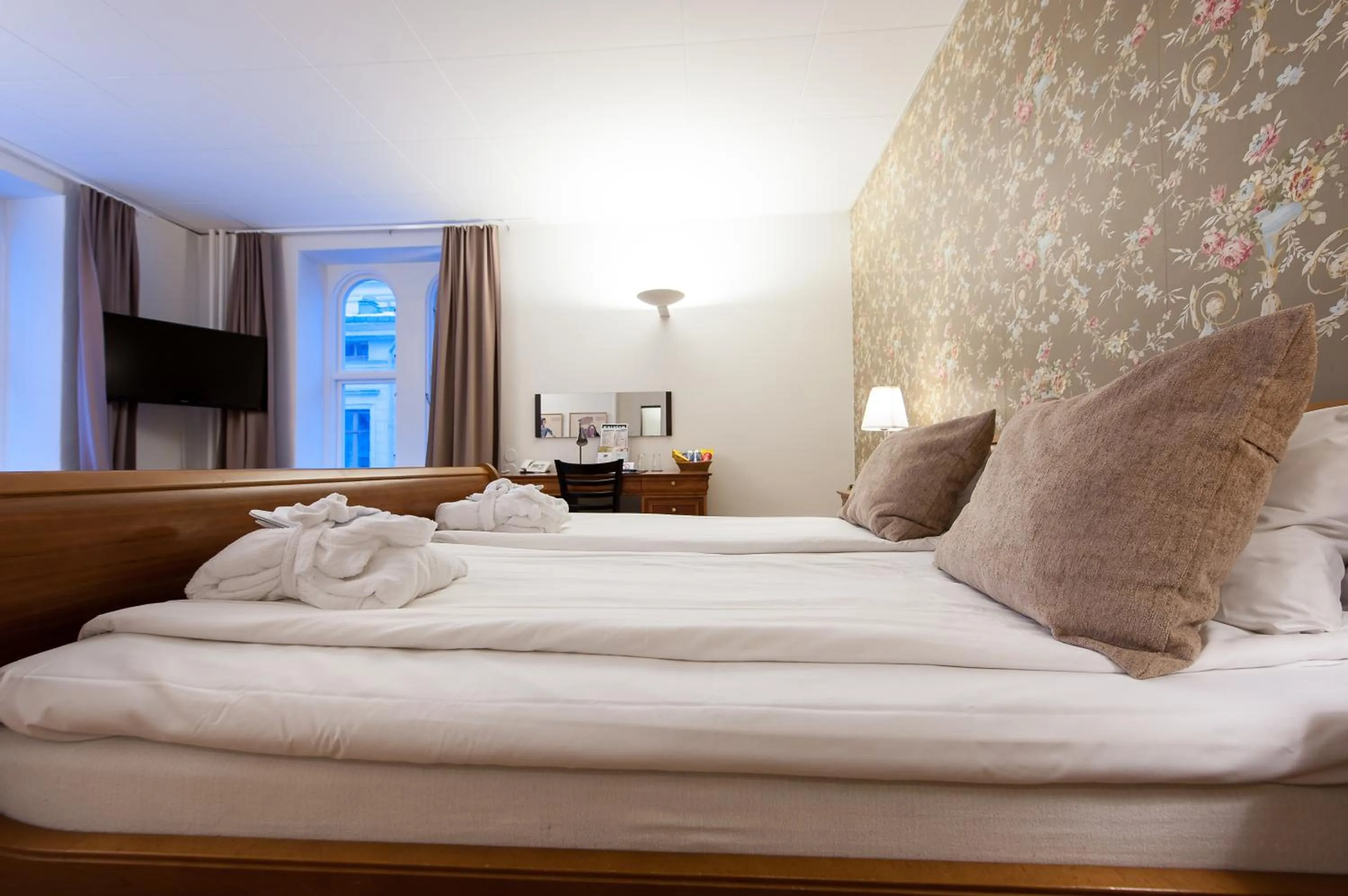 Superior King Room in Frimurarehotellet; Sure Hotel Collection by Best Western