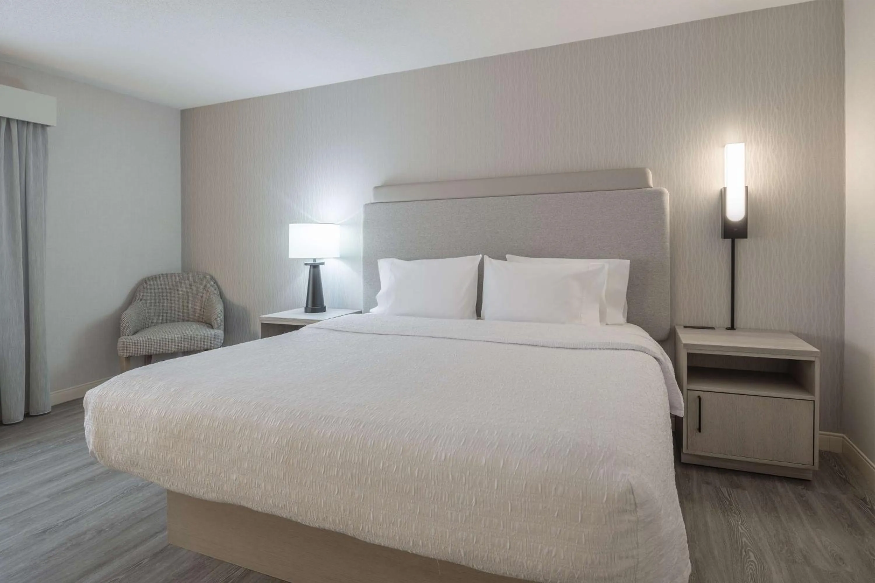 King Room - Disability Access/Non-Smoking in Hampton Inn & Suites by Hilton Moncton