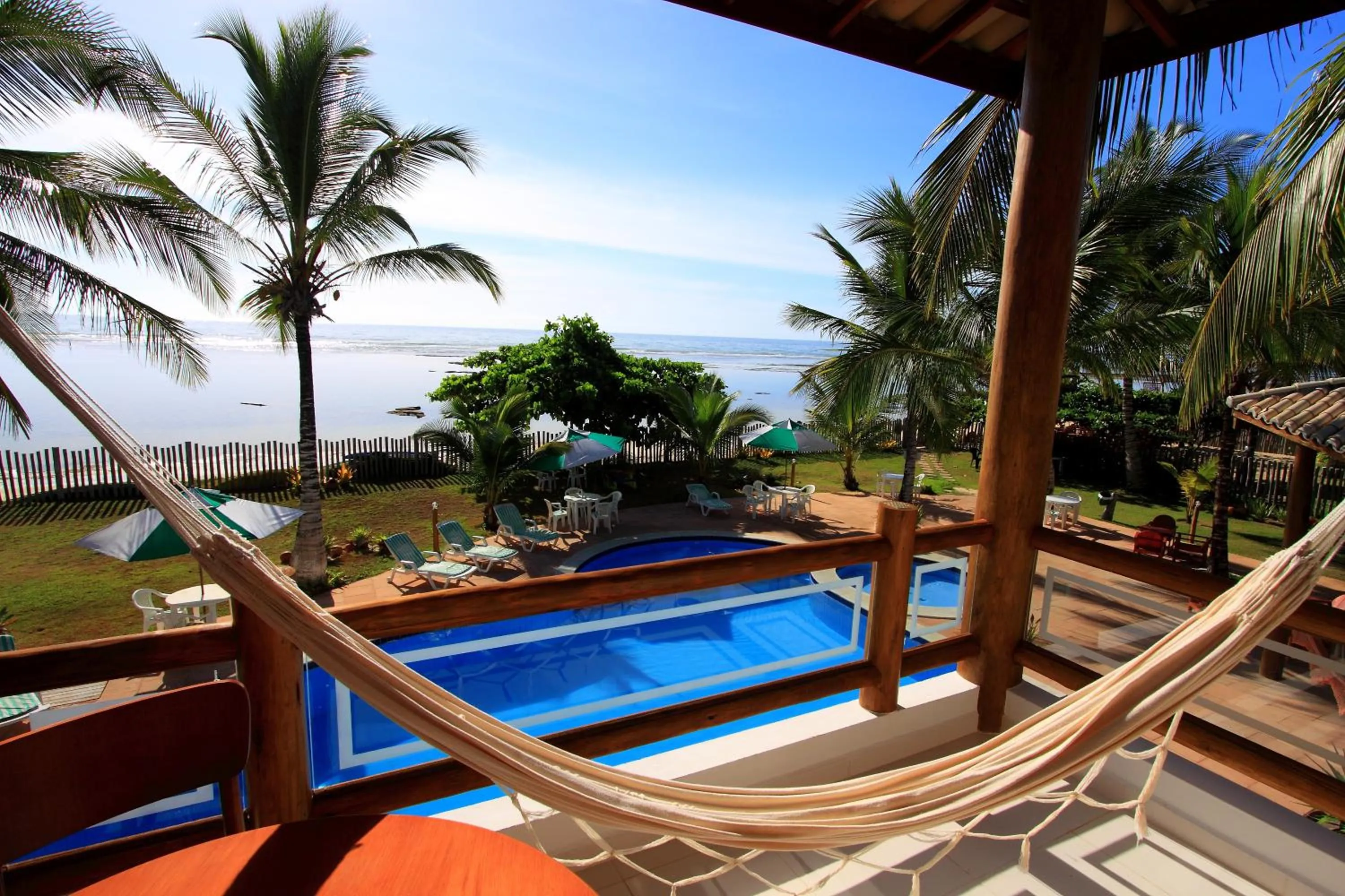 Deluxe Room with Balcony and Sea View in Enseada dos Corais Praia Hotel