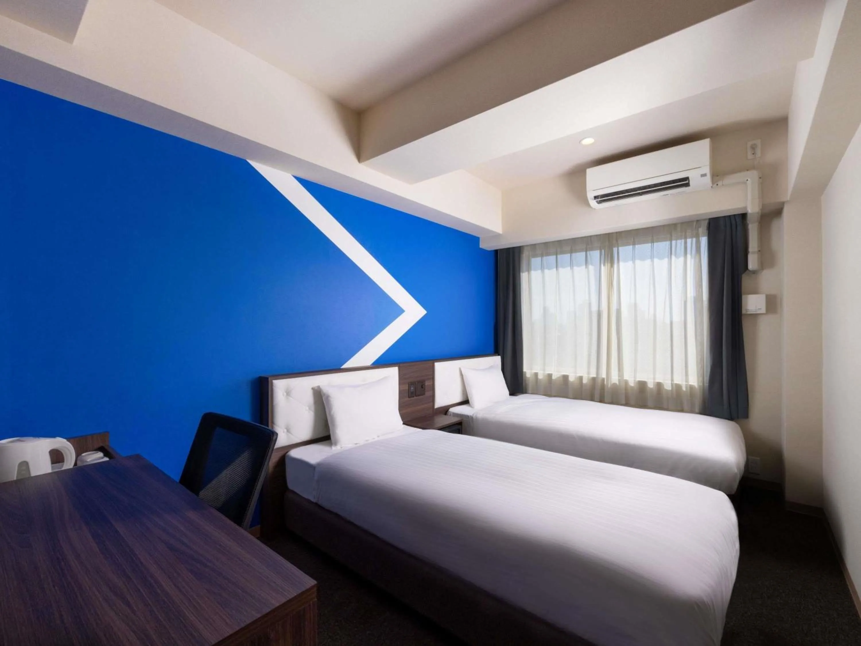 Standard Twin Room - Non-Smoking in ibis Budget Osaka Umeda