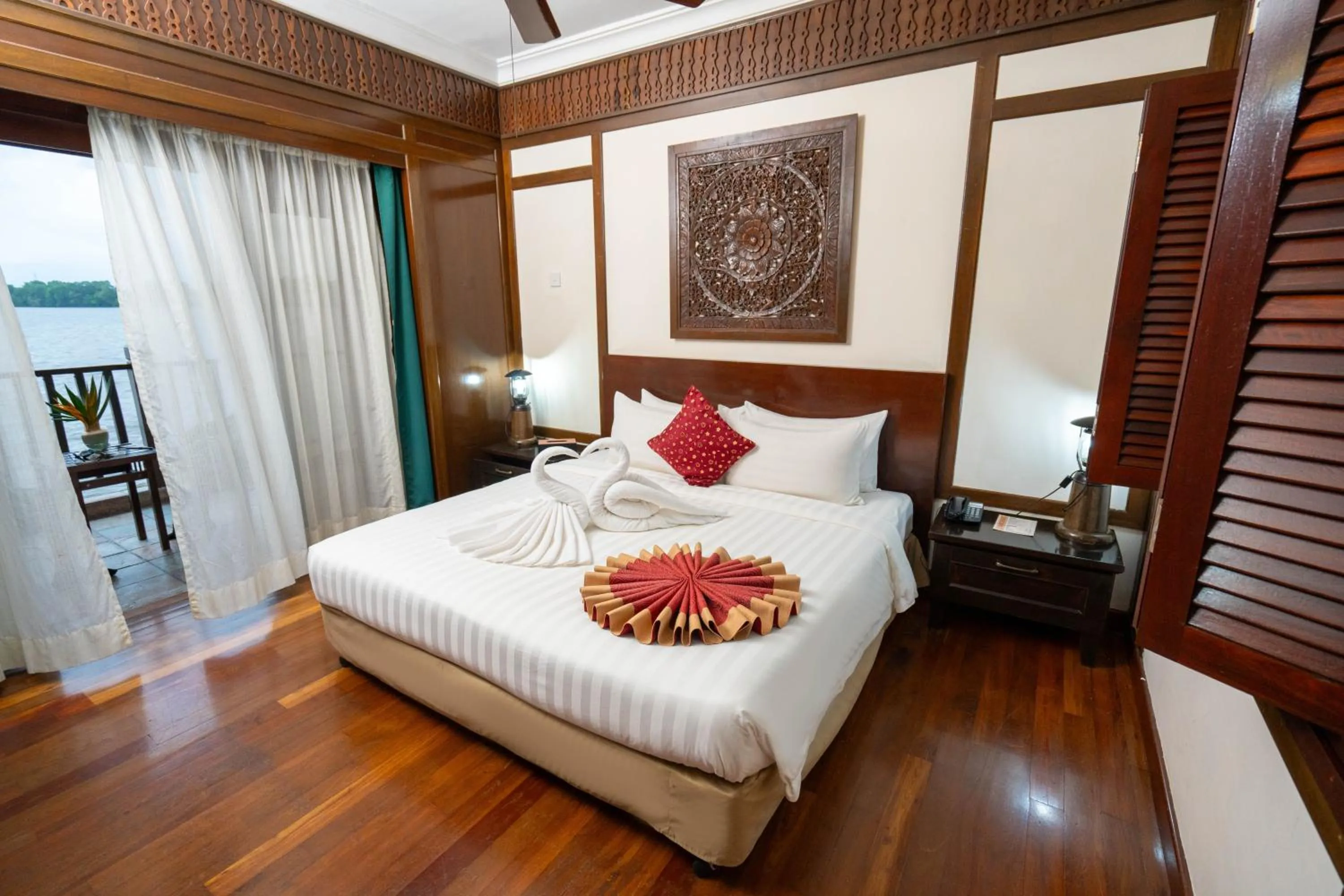 Studio Suite in Bukit Merah Laketown Resort