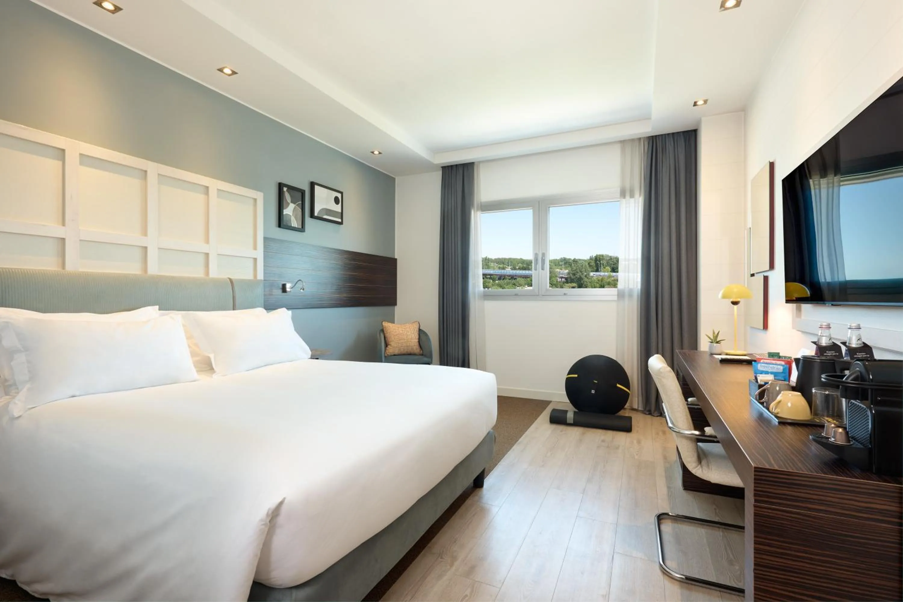Premium Queen Room in voco Venice Mestre - The Quid by IHG