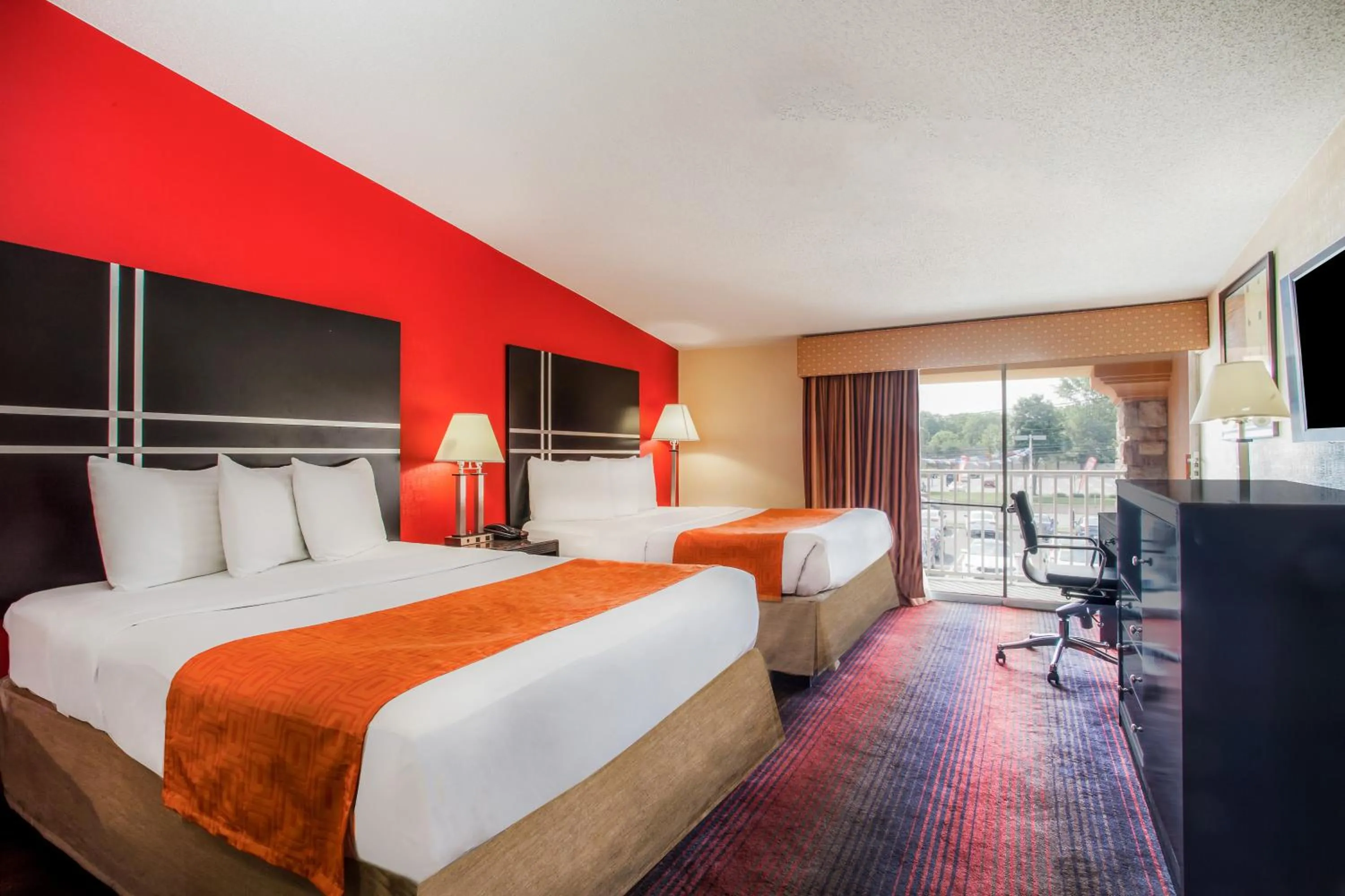Queen Room with Two Queen Beds - Smoking in Howard Johnson by Wyndham North Plainfield