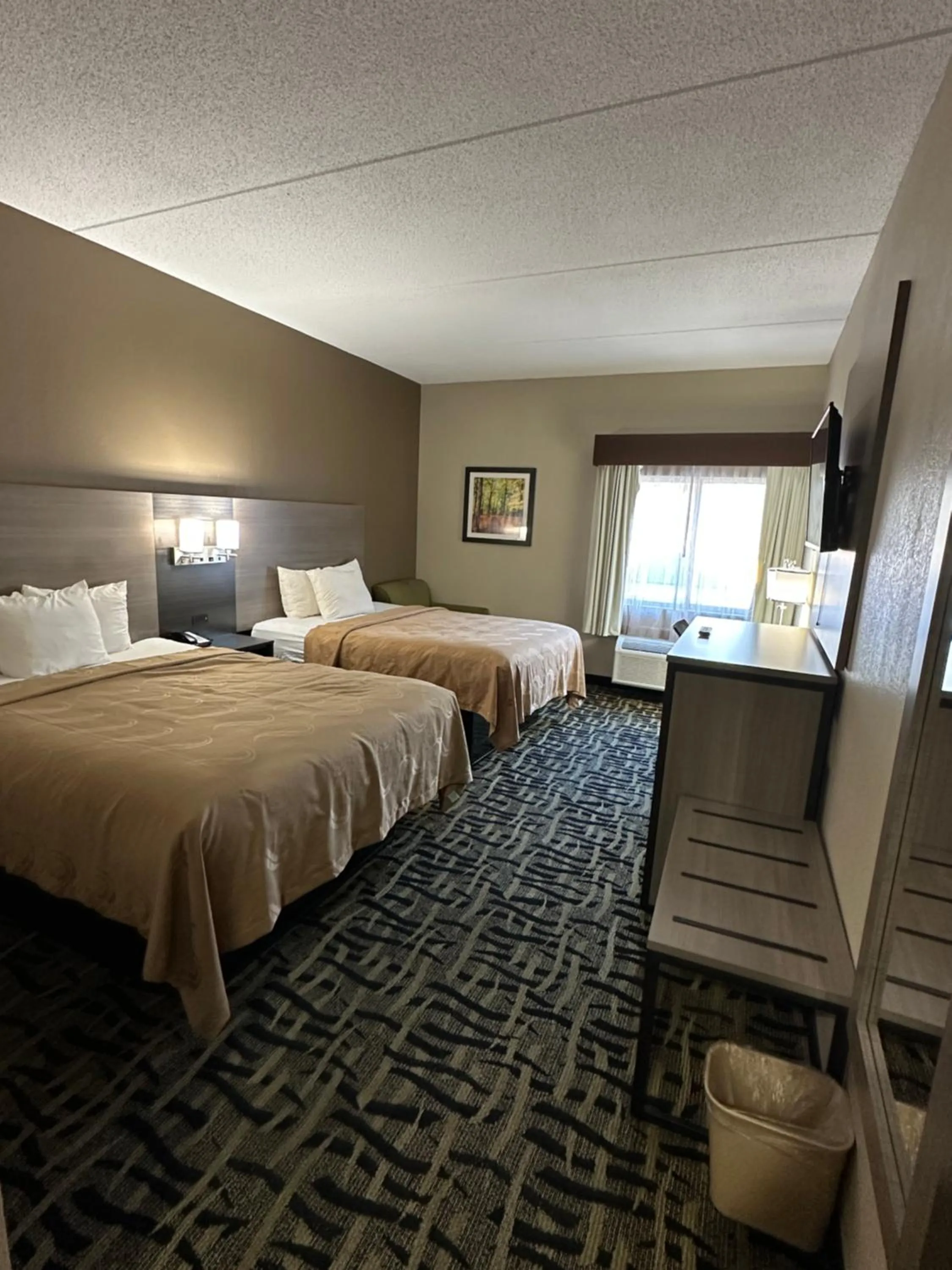 Queen Room with Two Queen Beds - Non-Smoking in Quality Inn