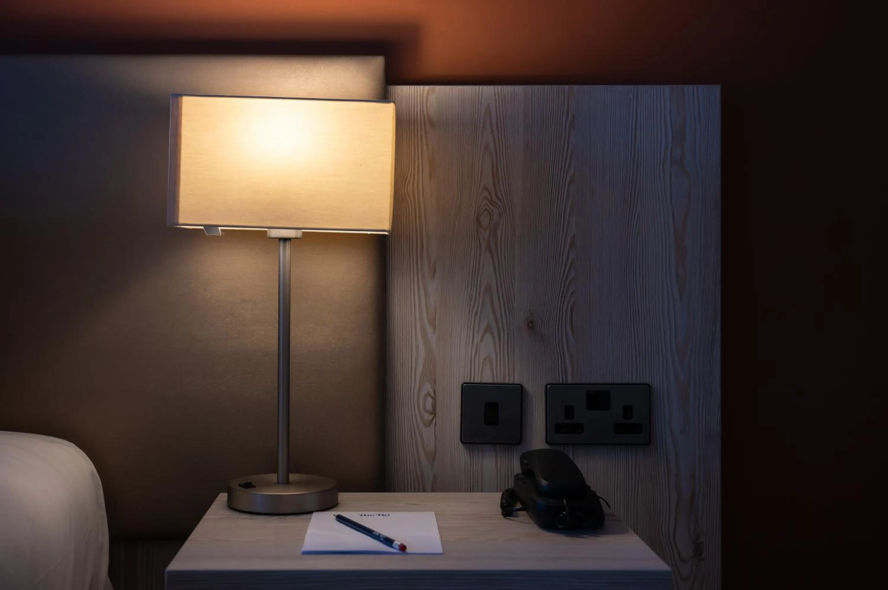 Cozy Single (Not pet Friendly)  in The Ro Hotel Windermere