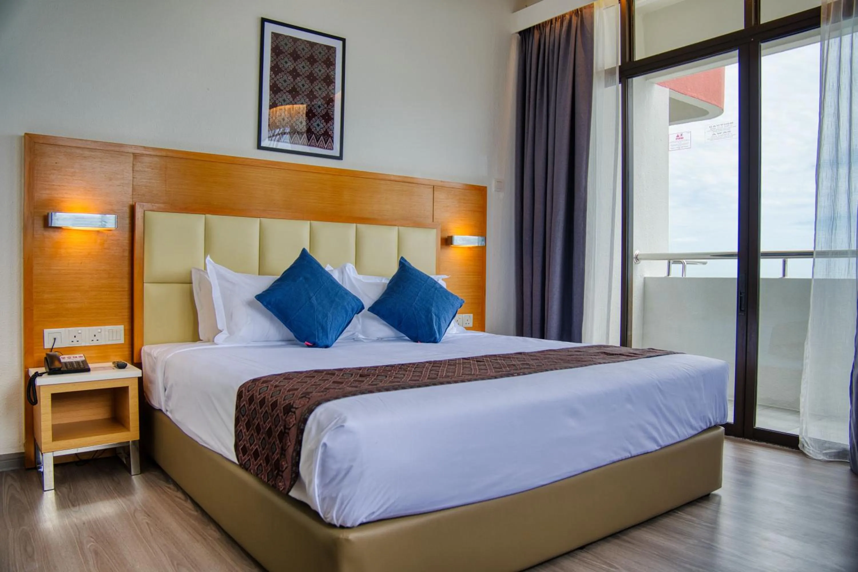 Deluxe King Suite with Sea View in Hotel Sentral Seaview @ ​Beachfront