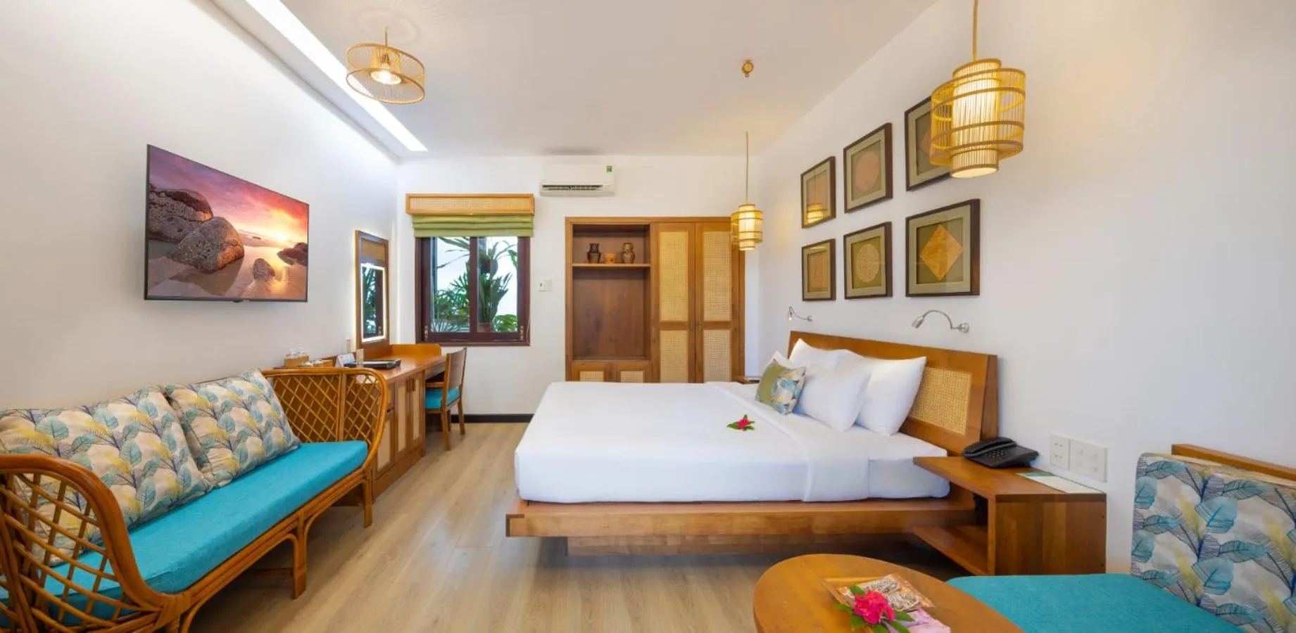 Cozy Double or Twin Room with Shared Balcony in Bamboo Village Beach Resort & Spa