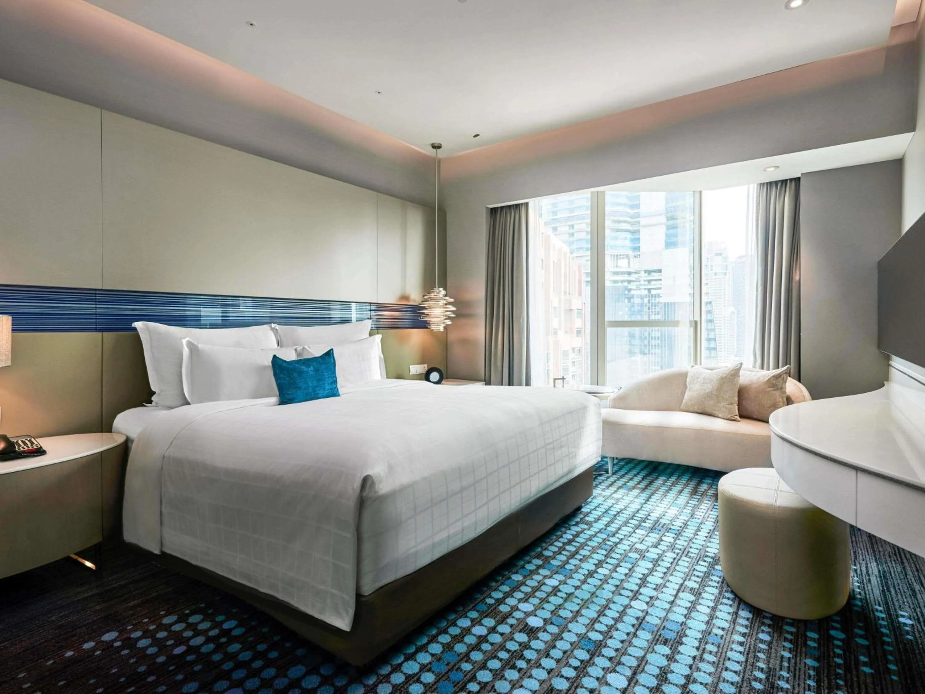 Club King Room with Lounge Access in Pullman Kuala Lumpur City Centre Hotel & Residences