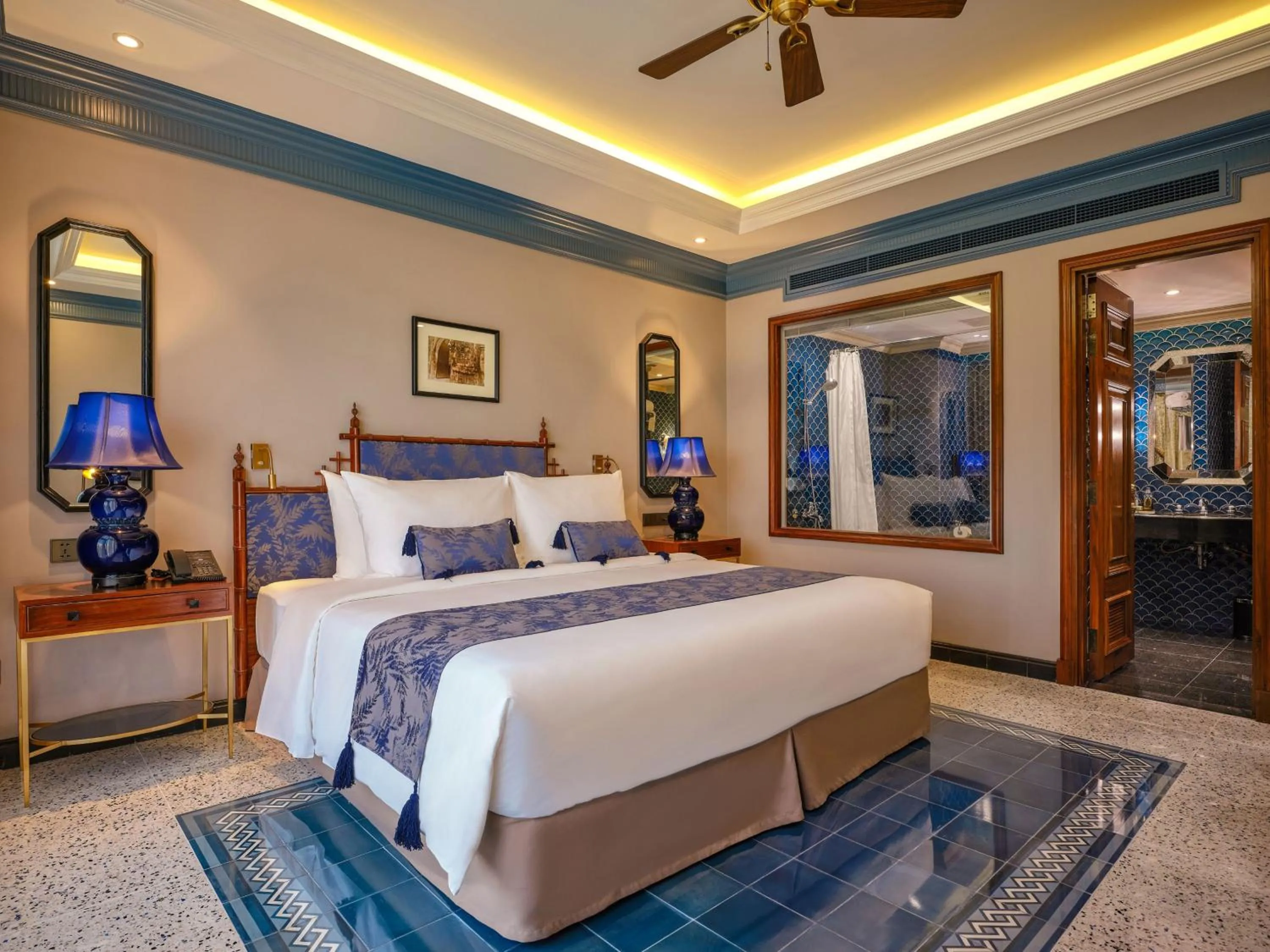 Junior Suite - Free Traditional Costume in Silk Path Grand Hue Hotel