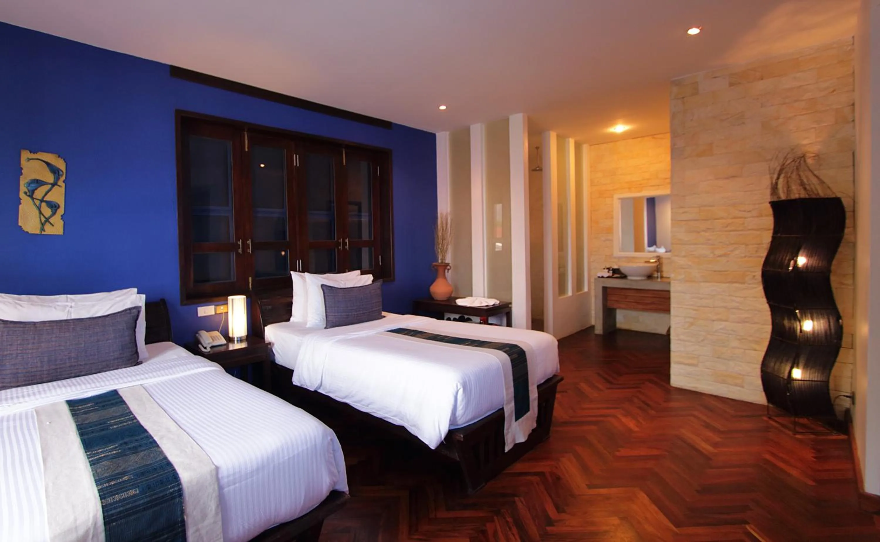 Deluxe Twin Room - single occupancy in Indigo House Hotel