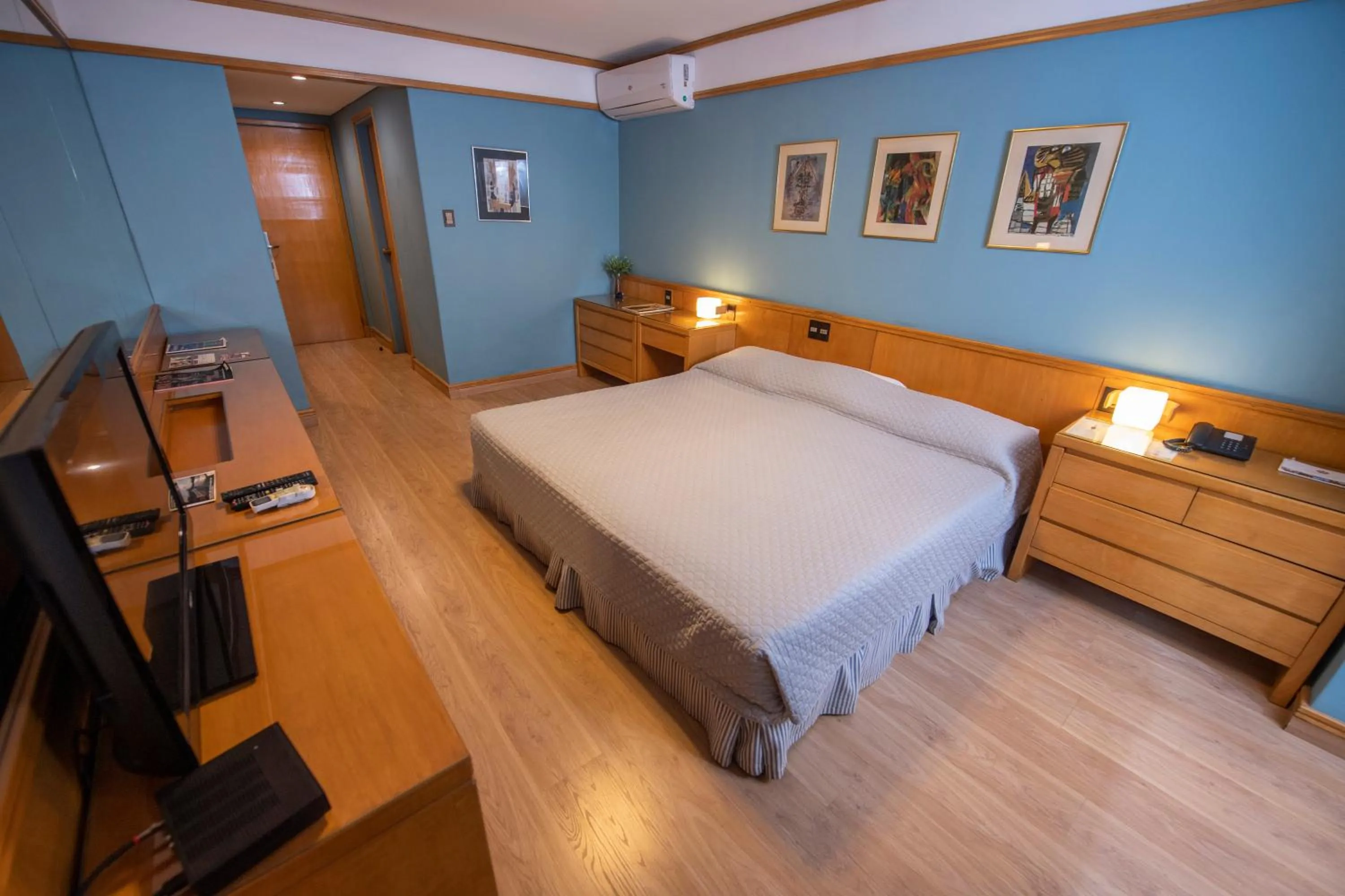 Superior Double Suite in Hotel Cecilia