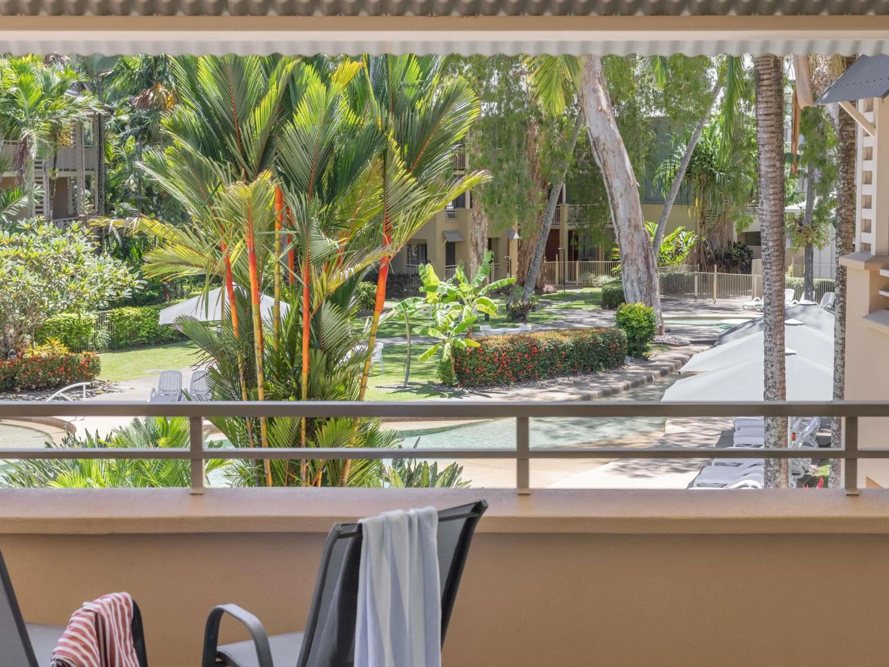 One-Bedroom Suite in Mantra Amphora