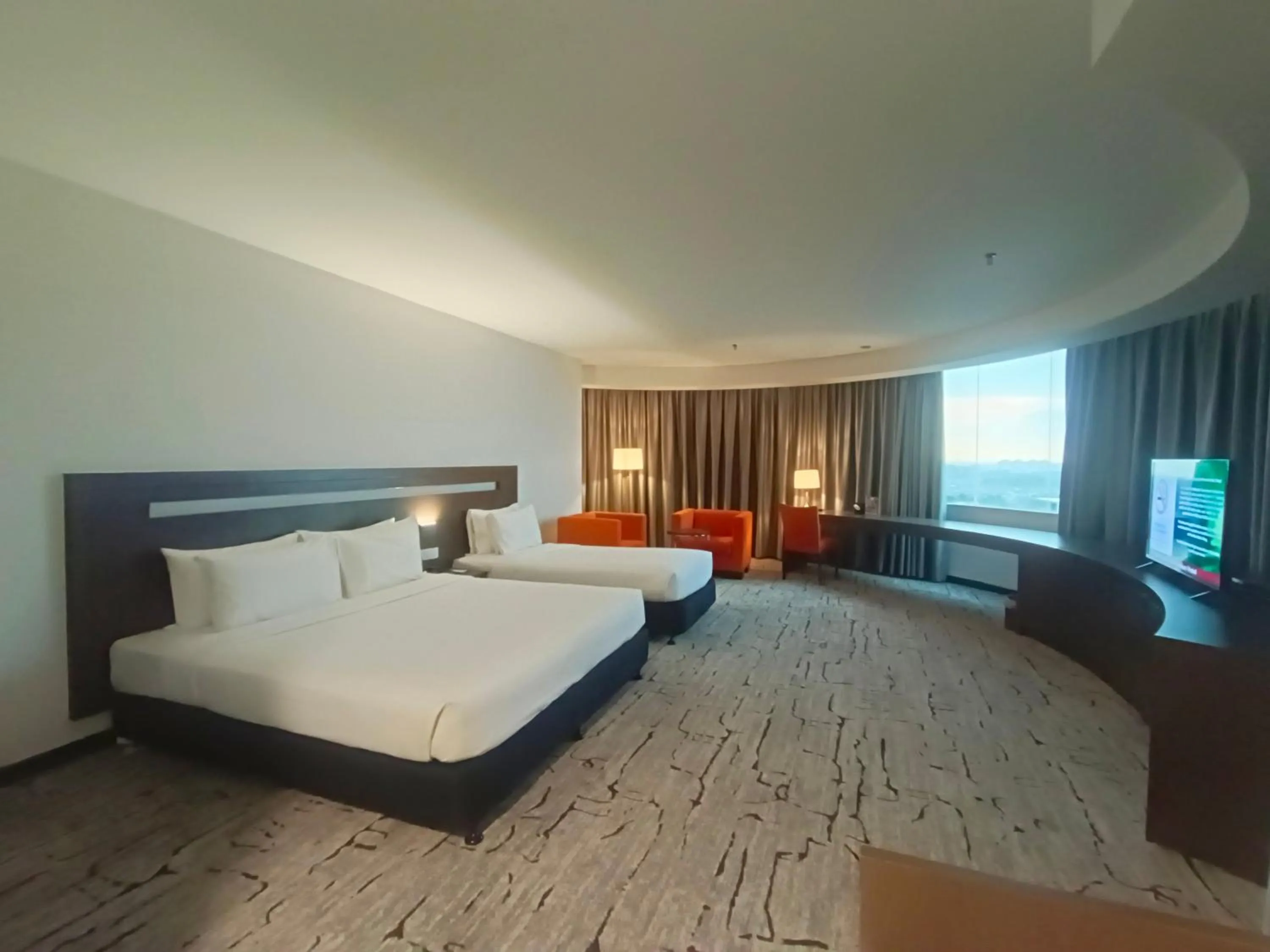 Premiere Grand Deluxe in Premiere Hotel - Complimentary Shuttle to Klang Wholesale Market