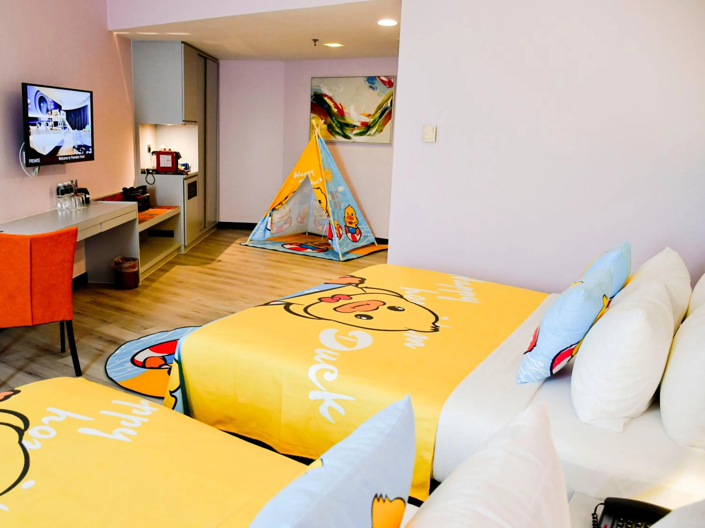 Theme Room in Premiere Hotel - Complimentary Shuttle to Klang Wholesale Market