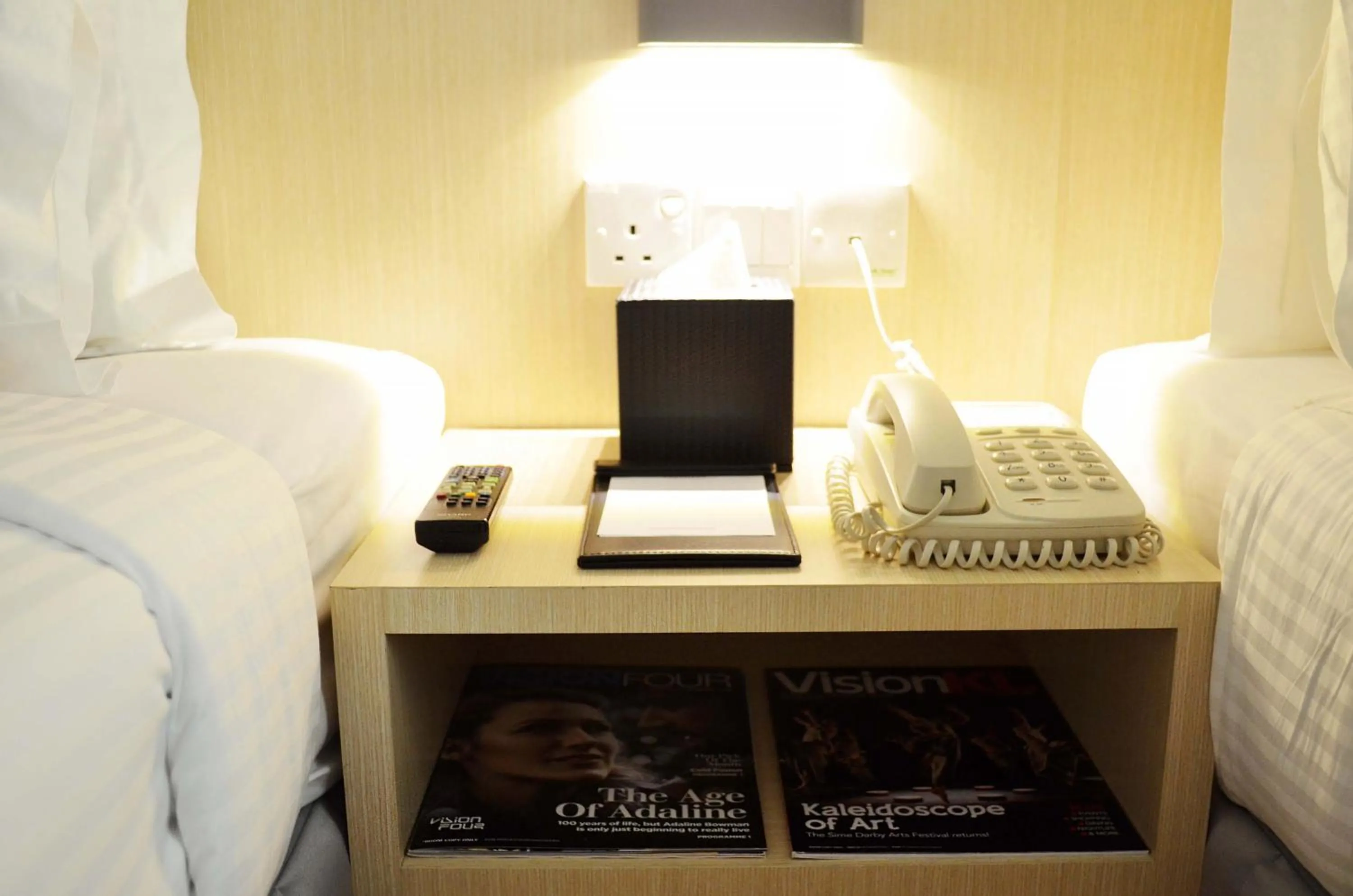 Executive Twin Room in Premiere Hotel - Complimentary Shuttle to Klang Wholesale Market