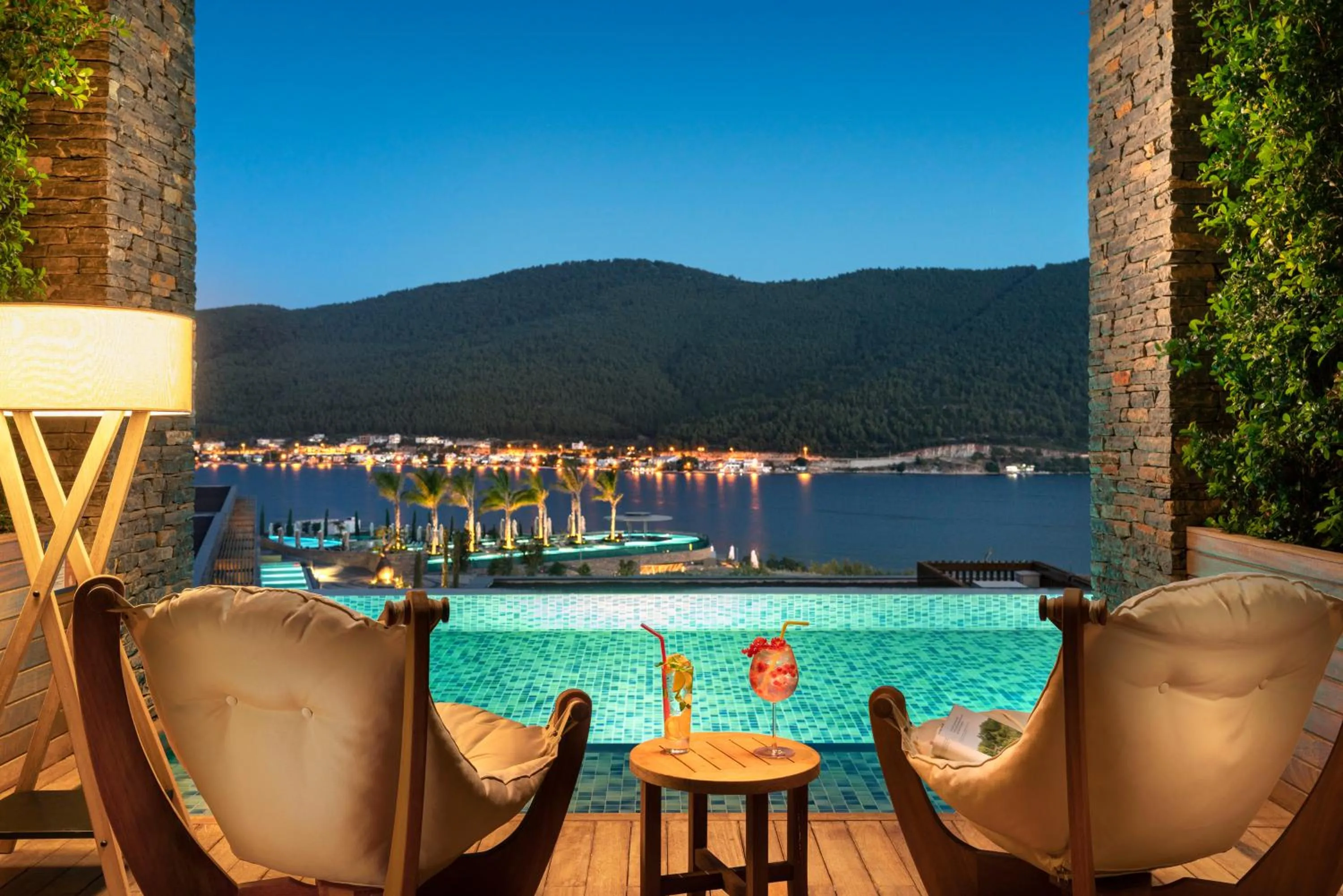 Laguna Deluxe Room with Sea View - Swim Up in Lujo Hotel Bodrum