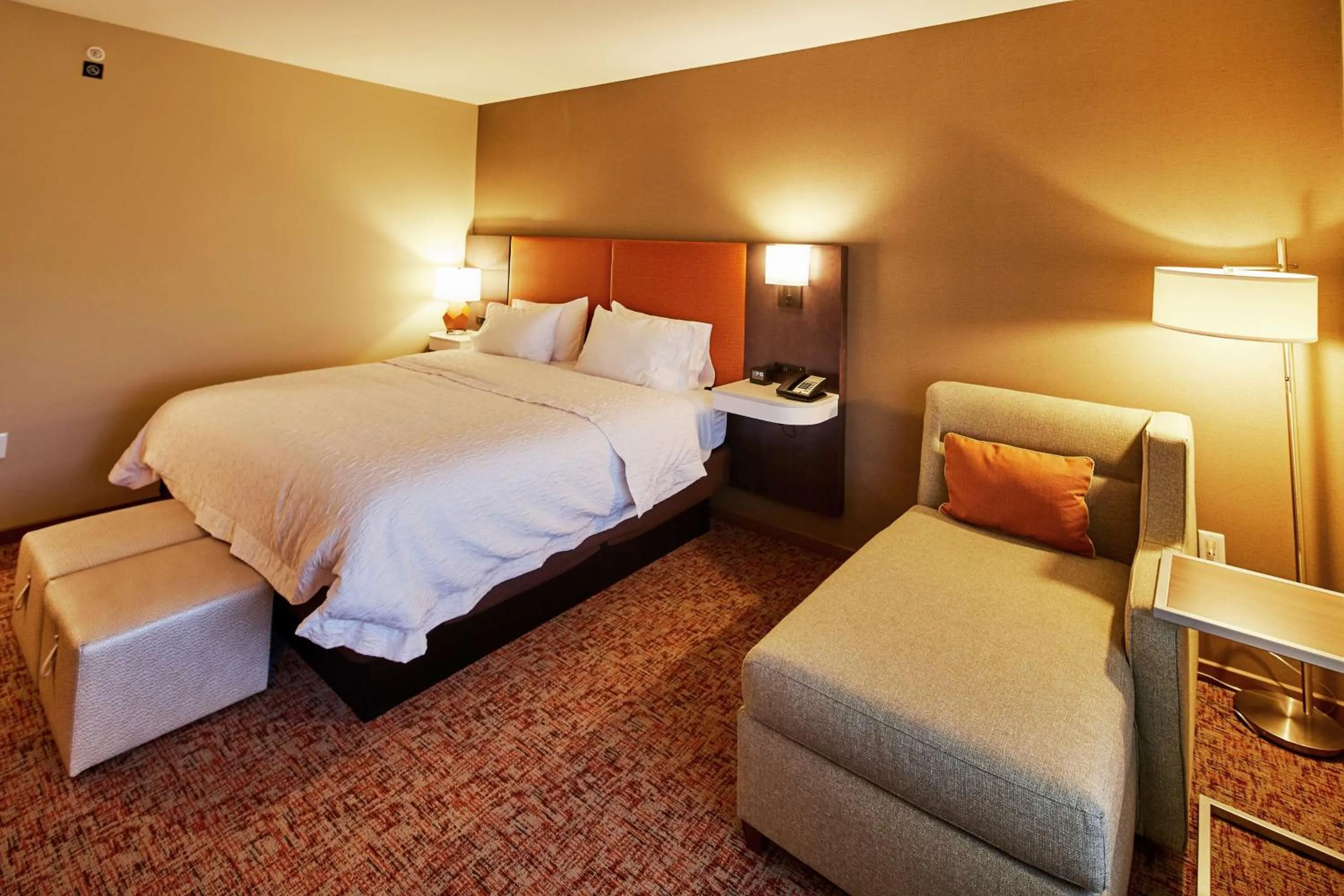 King Room - Mobility Access/Non-Smoking in Hampton Inn Parker, AZ