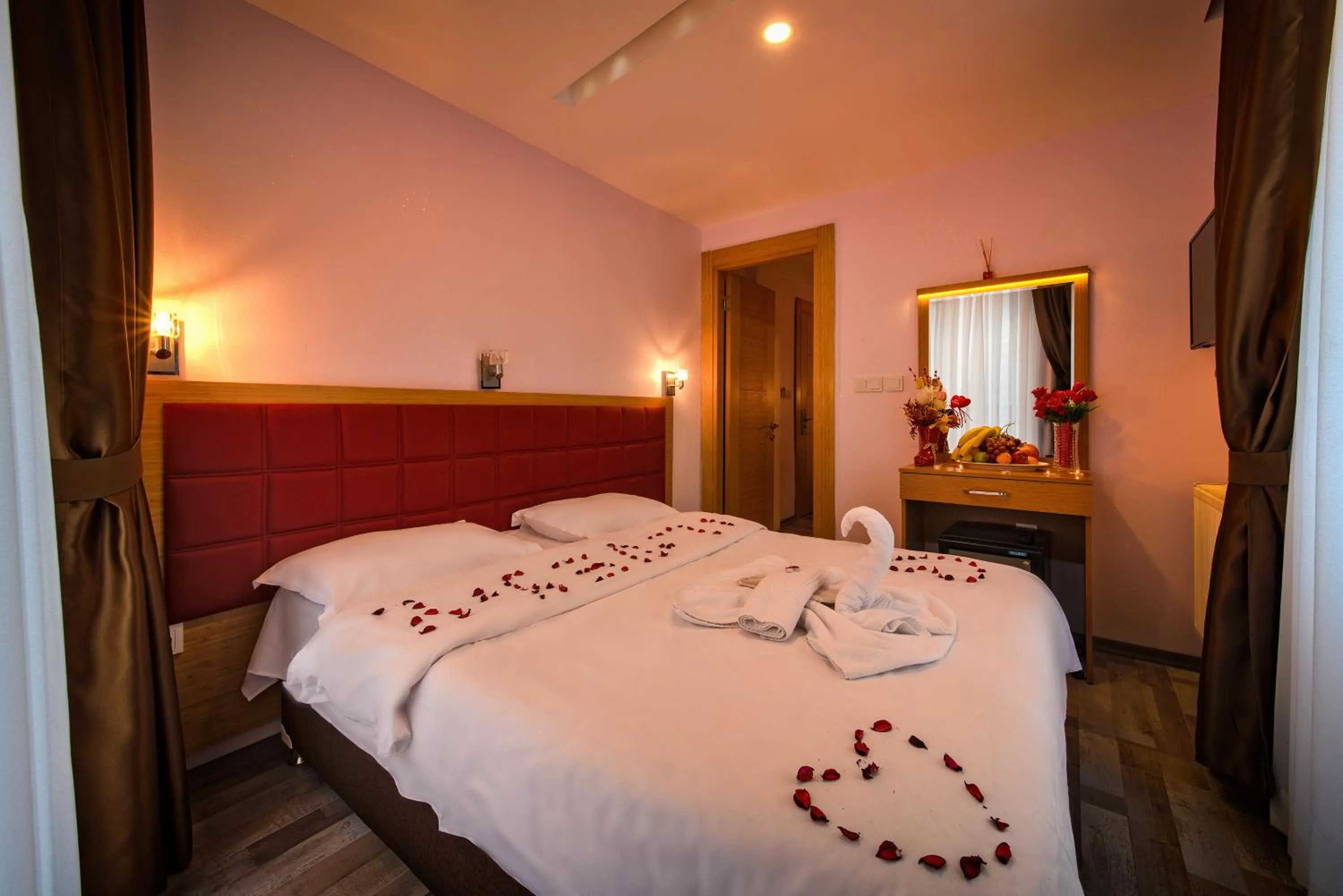 Deluxe Family Suite in Gulhane Corner Hotel