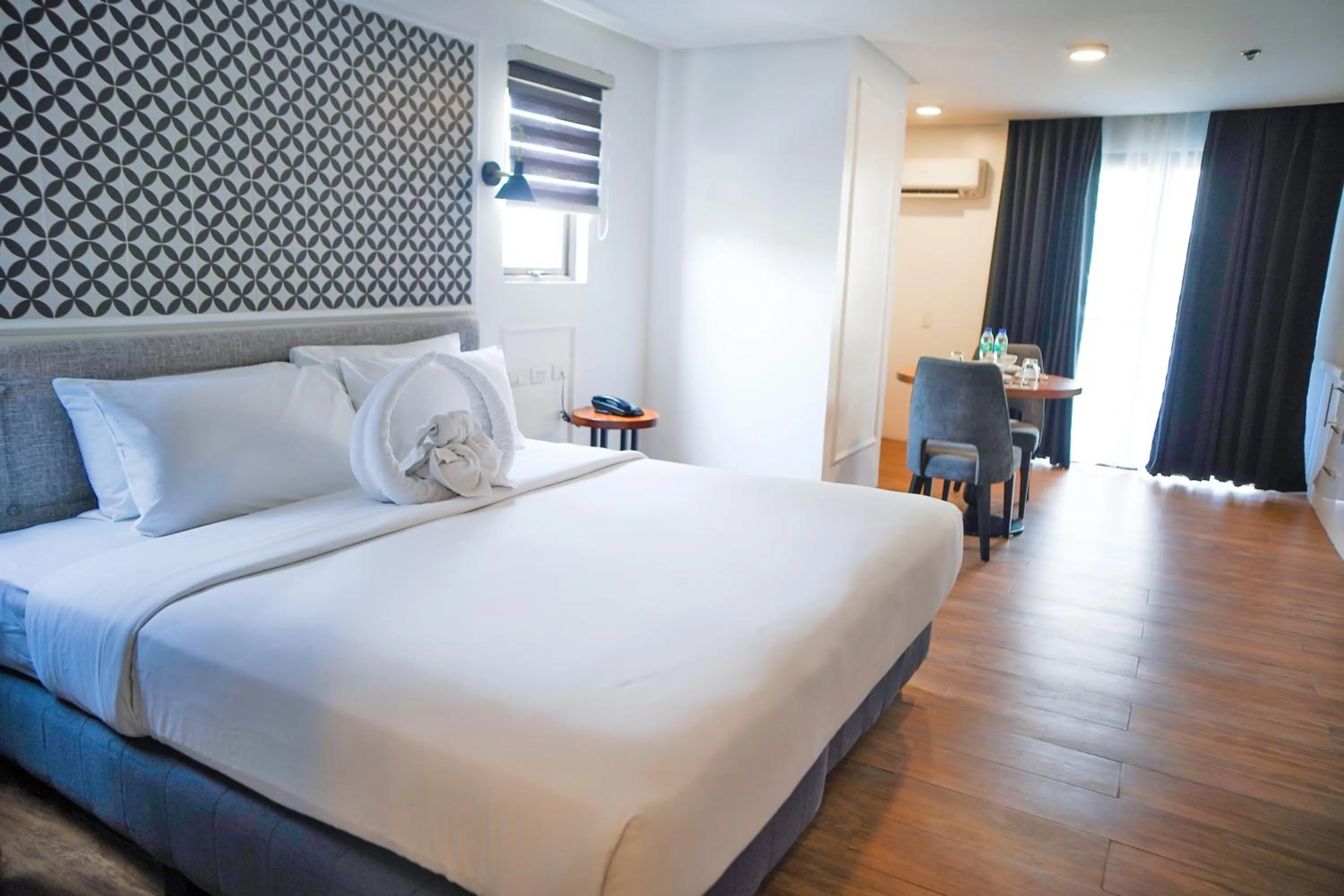 Business Executive Suite in Parque España Residence Hotel