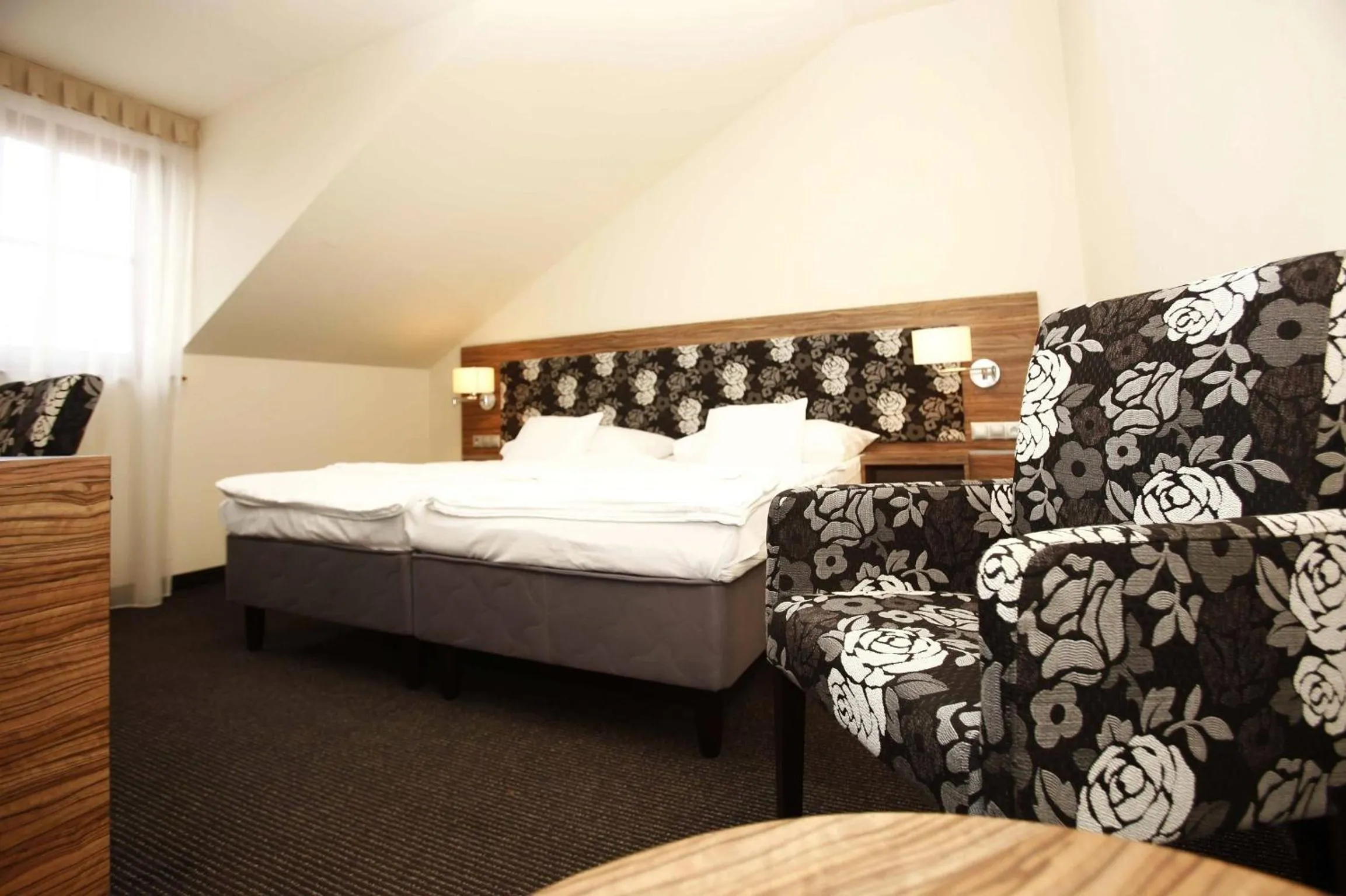 Modern Double Room in Bodrogi Kúria Wellness Hotel