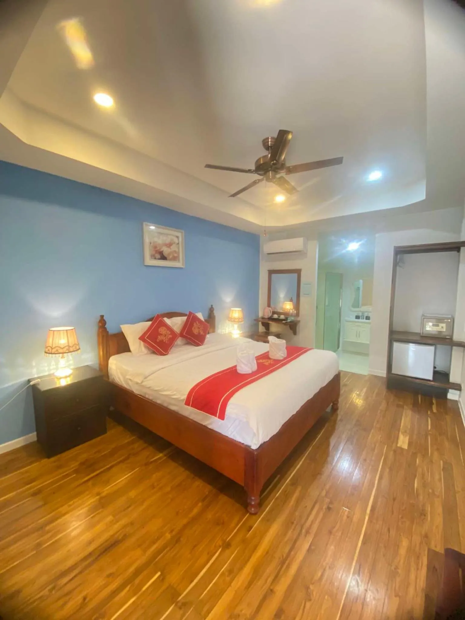 Superior Double or Twin Room with Terrace River View in Golden Lotus Namkhan River View