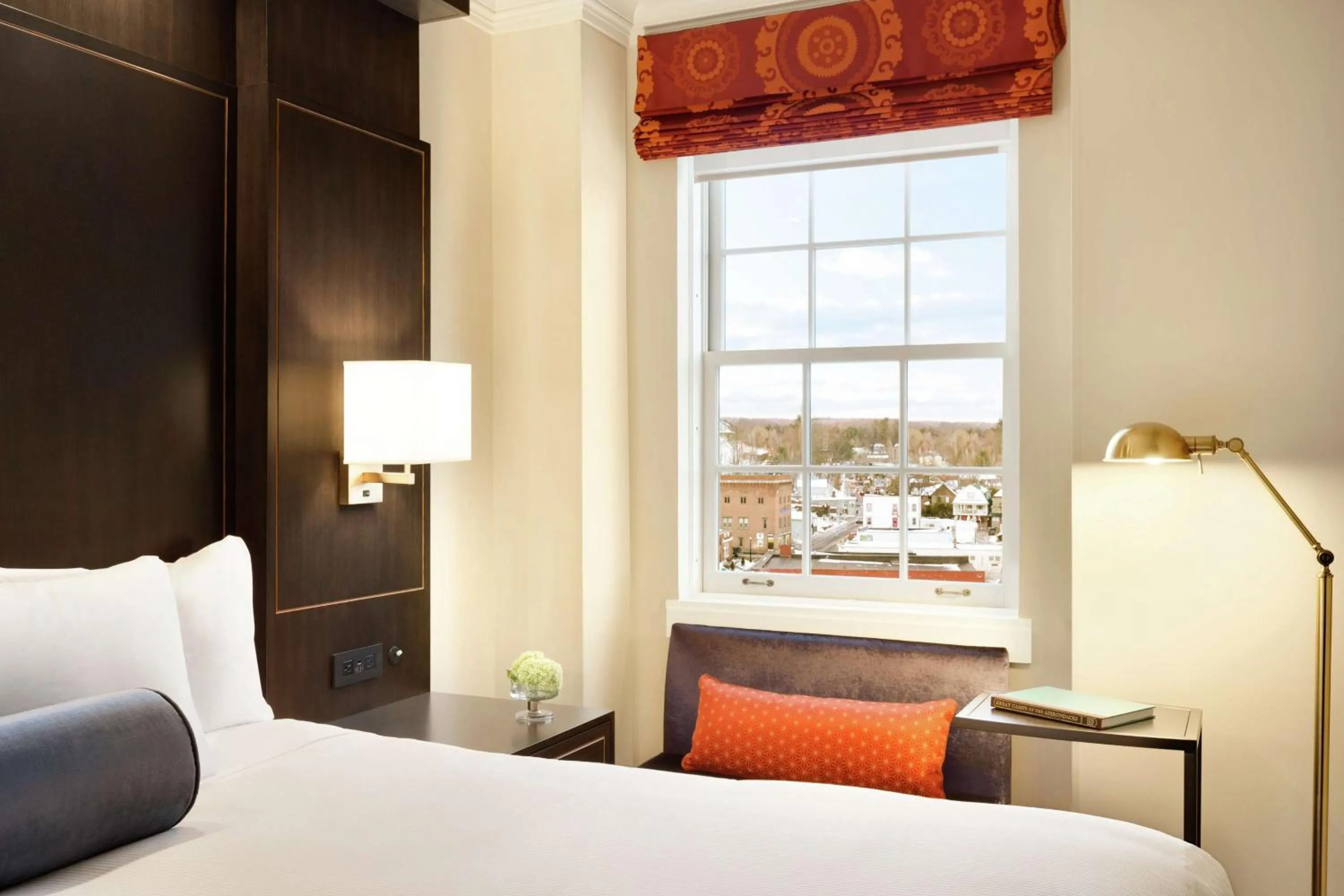 Deluxe King Room in Hotel Saranac, Curio Collection By Hilton