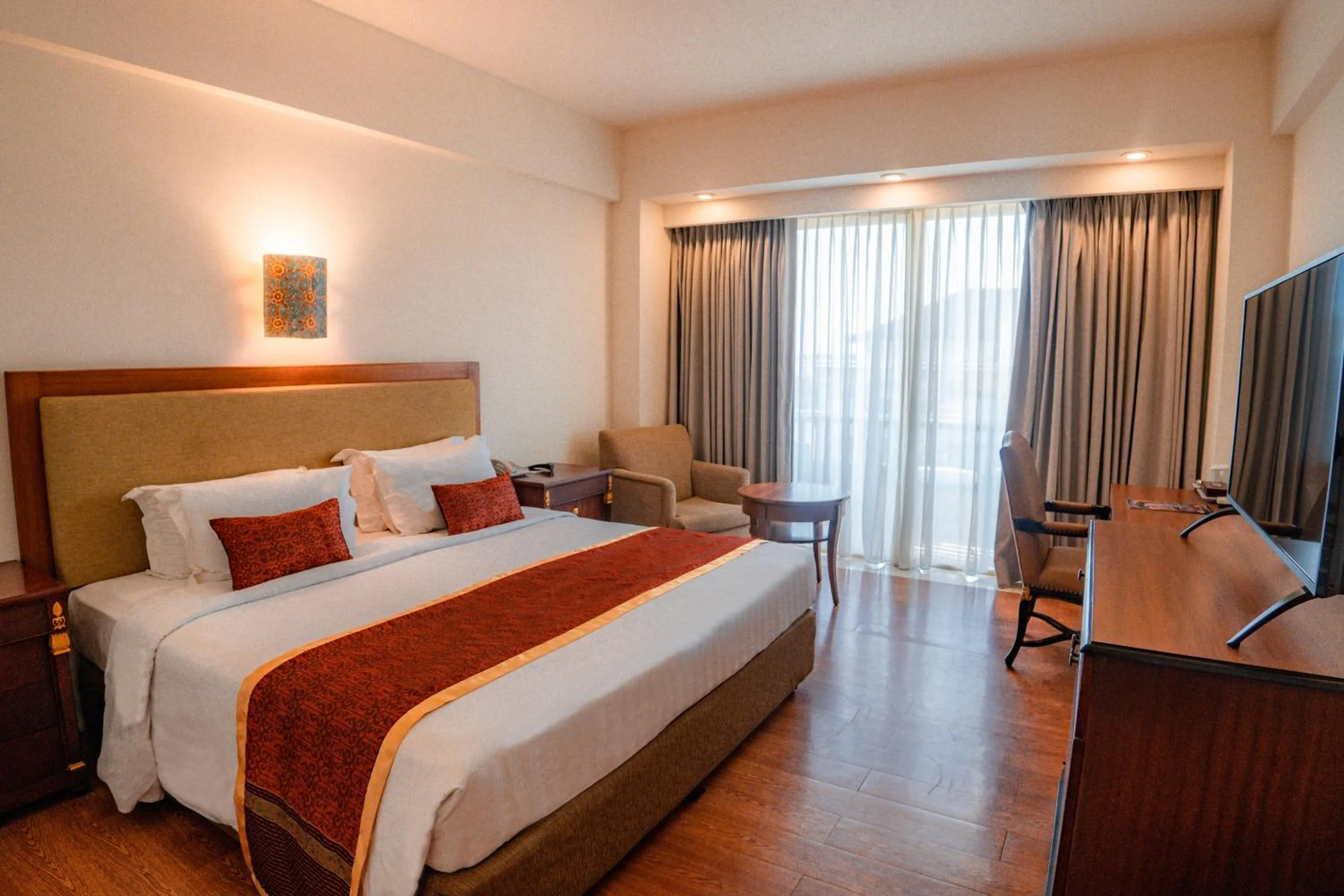 Deluxe Double or Twin Room with Free Airport Transfer in Kuta Paradiso Hotel