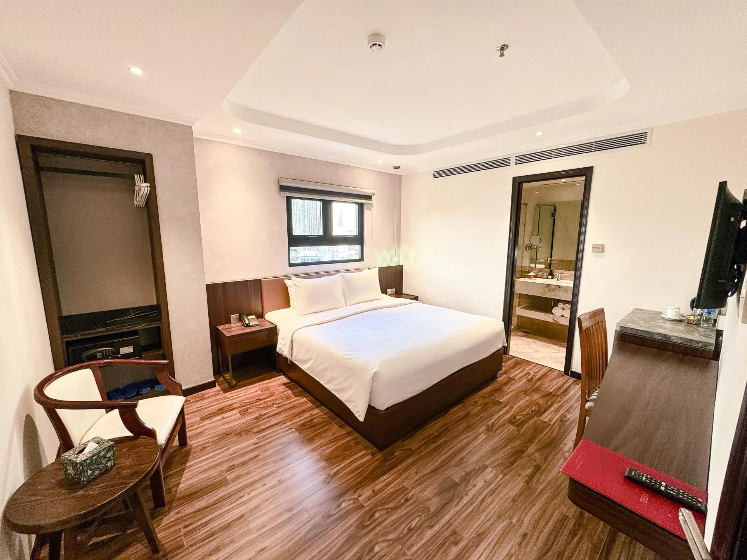Superior Double Room in Bon Ami Hotel - Thiên Xuân Hotel