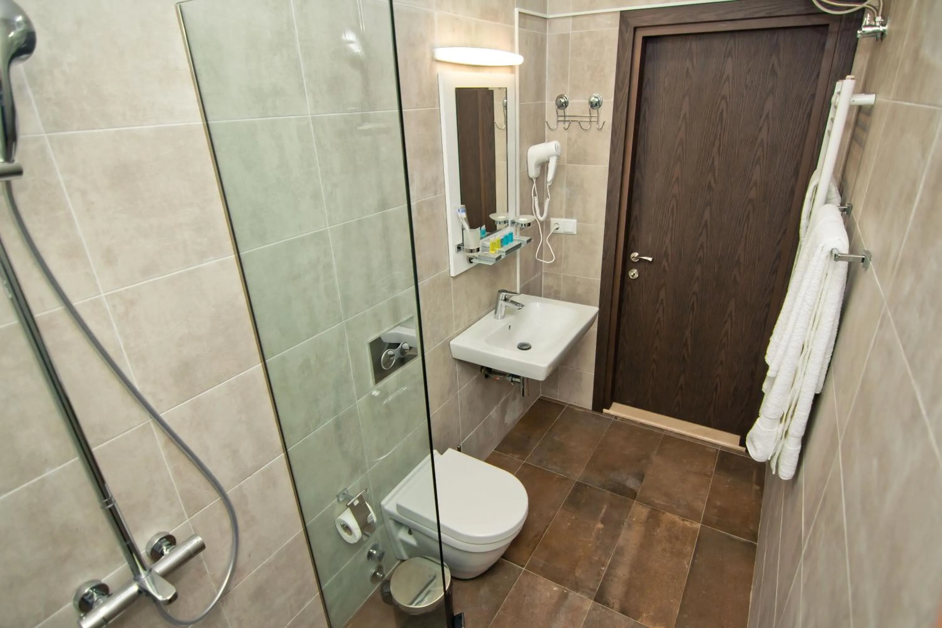 Double Room with Balcony and Sea View in Sky Inn Batumi