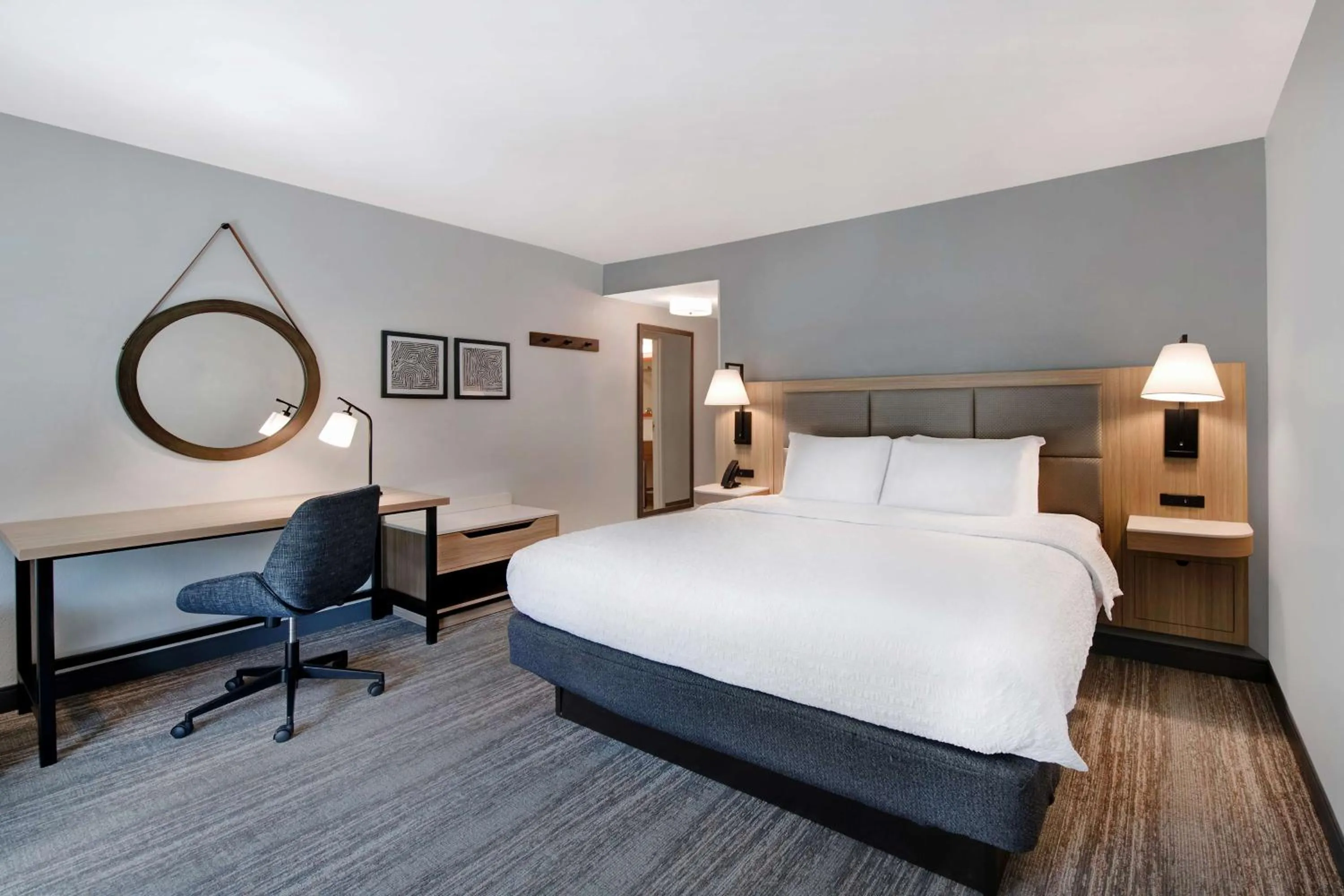 King Room with King Bed - Non-Smoking in Hampton Inn Anderson/Alliance Business Park