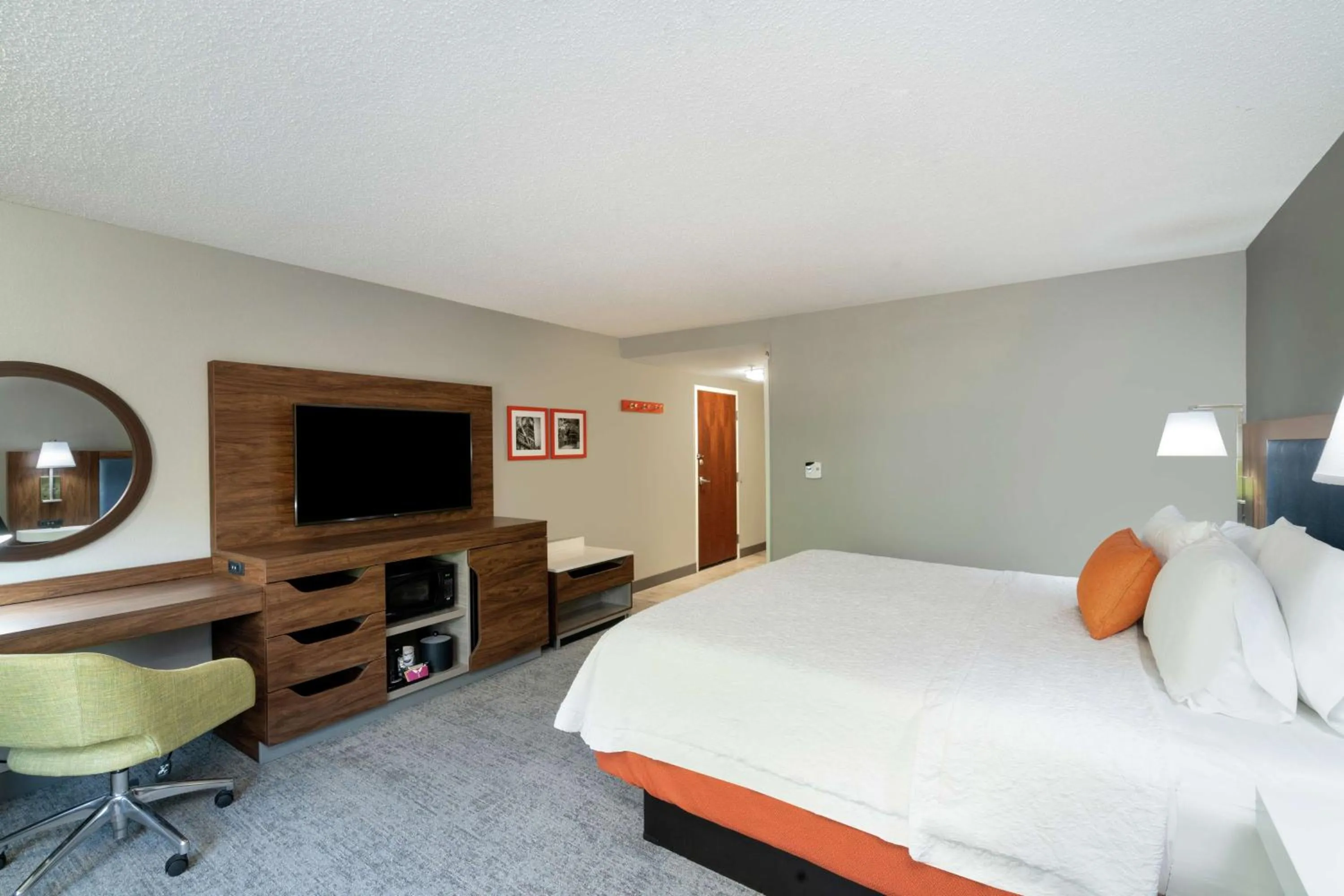 King Room with King Bed - Non-Smoking in Hampton Inn & Suites Opelika-I-85 Auburn Area