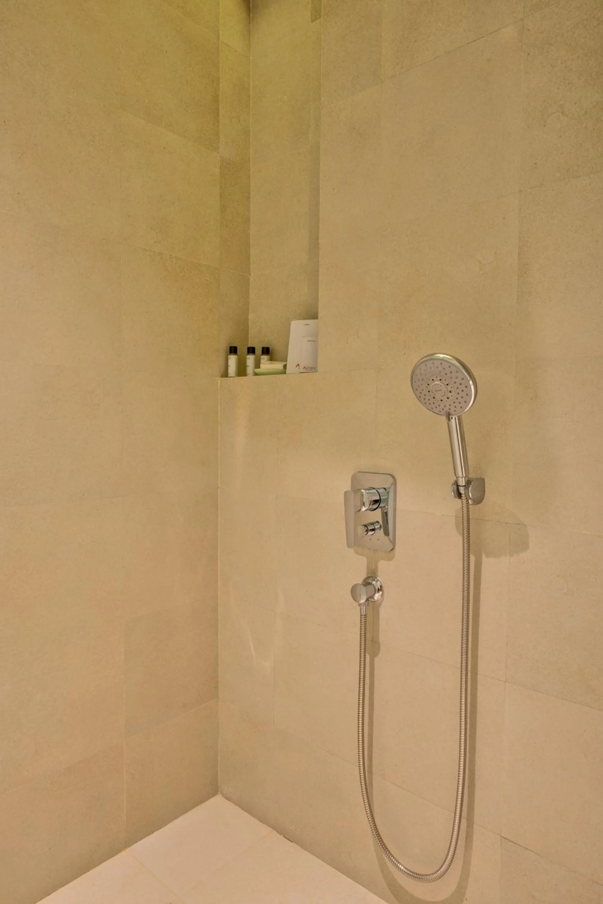 Deluxe Room King Bed - 20% discount on Spa & Laundry in Azaya Beach Resort Goa