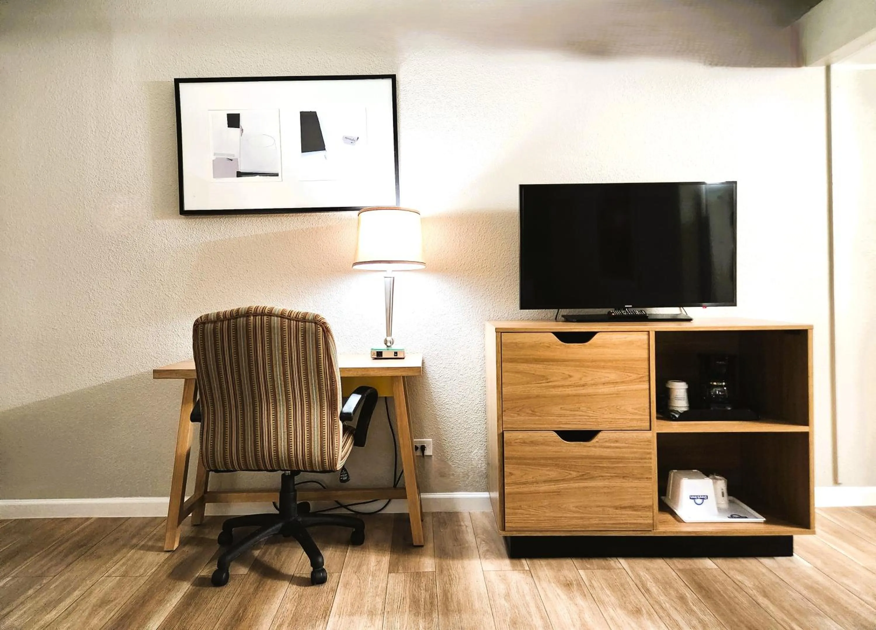 Double Room with Two Double Beds - Non-Smoking in Days Inn by Wyndham Denver Downtown