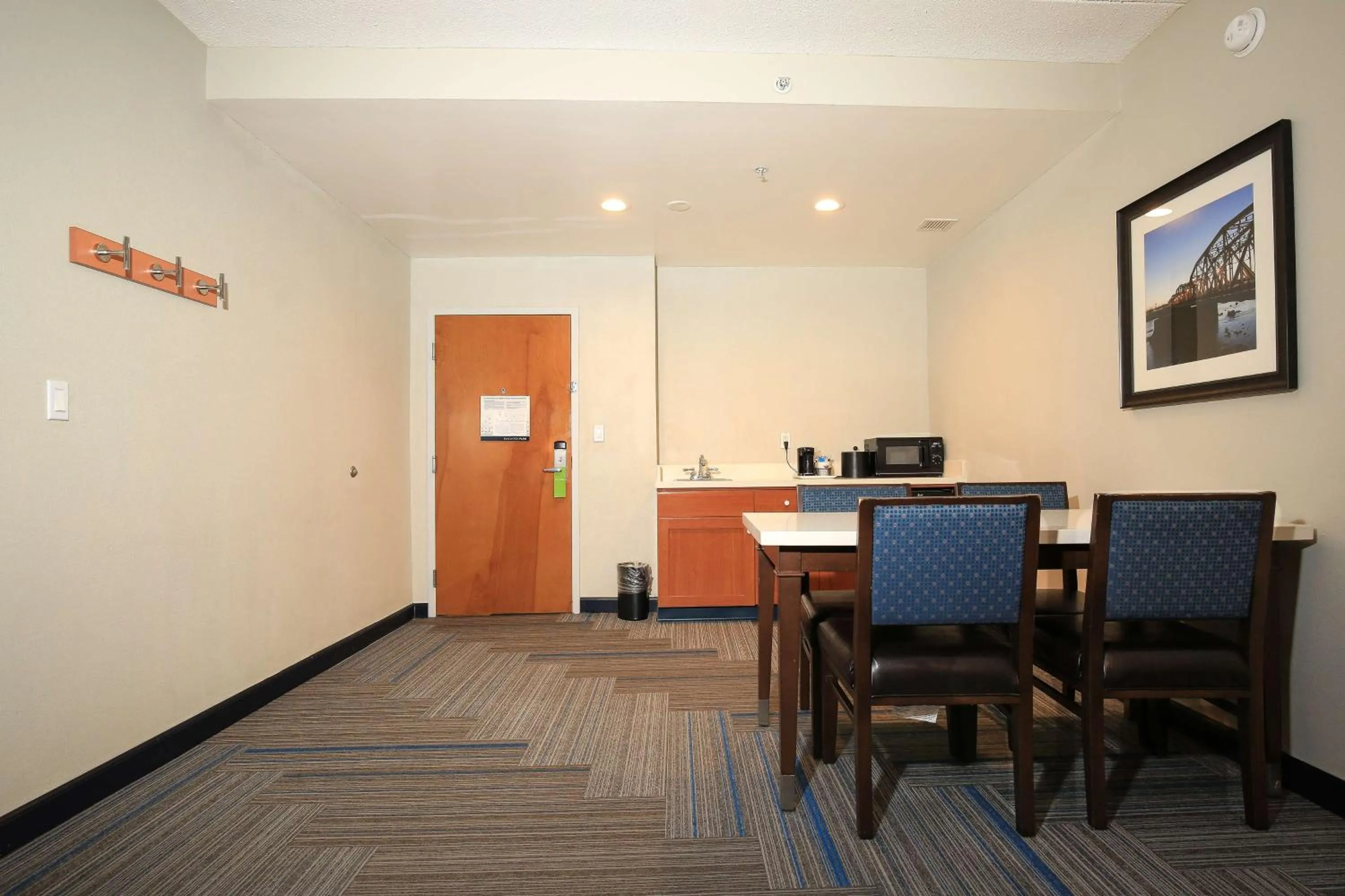 One-Bedroom Queen Suite with Two Queen Beds - Non-Smoking in Hampton Inn Bordentown